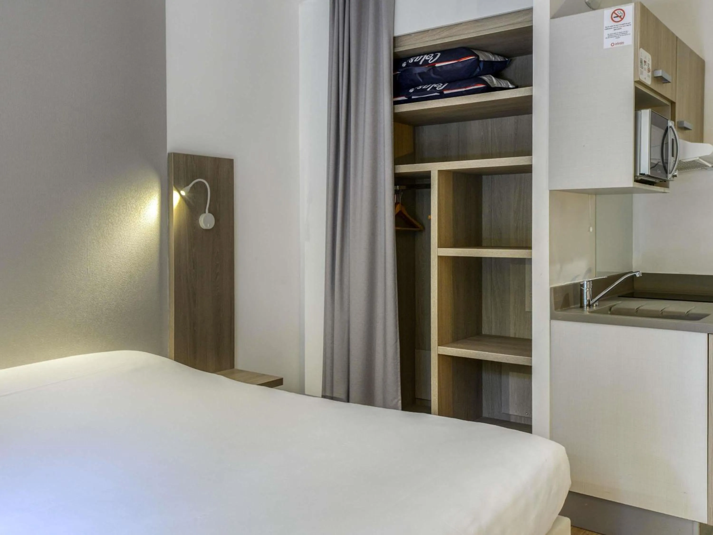 Bedroom, Bed in Aparthotel Adagio Access Saint Nazaire