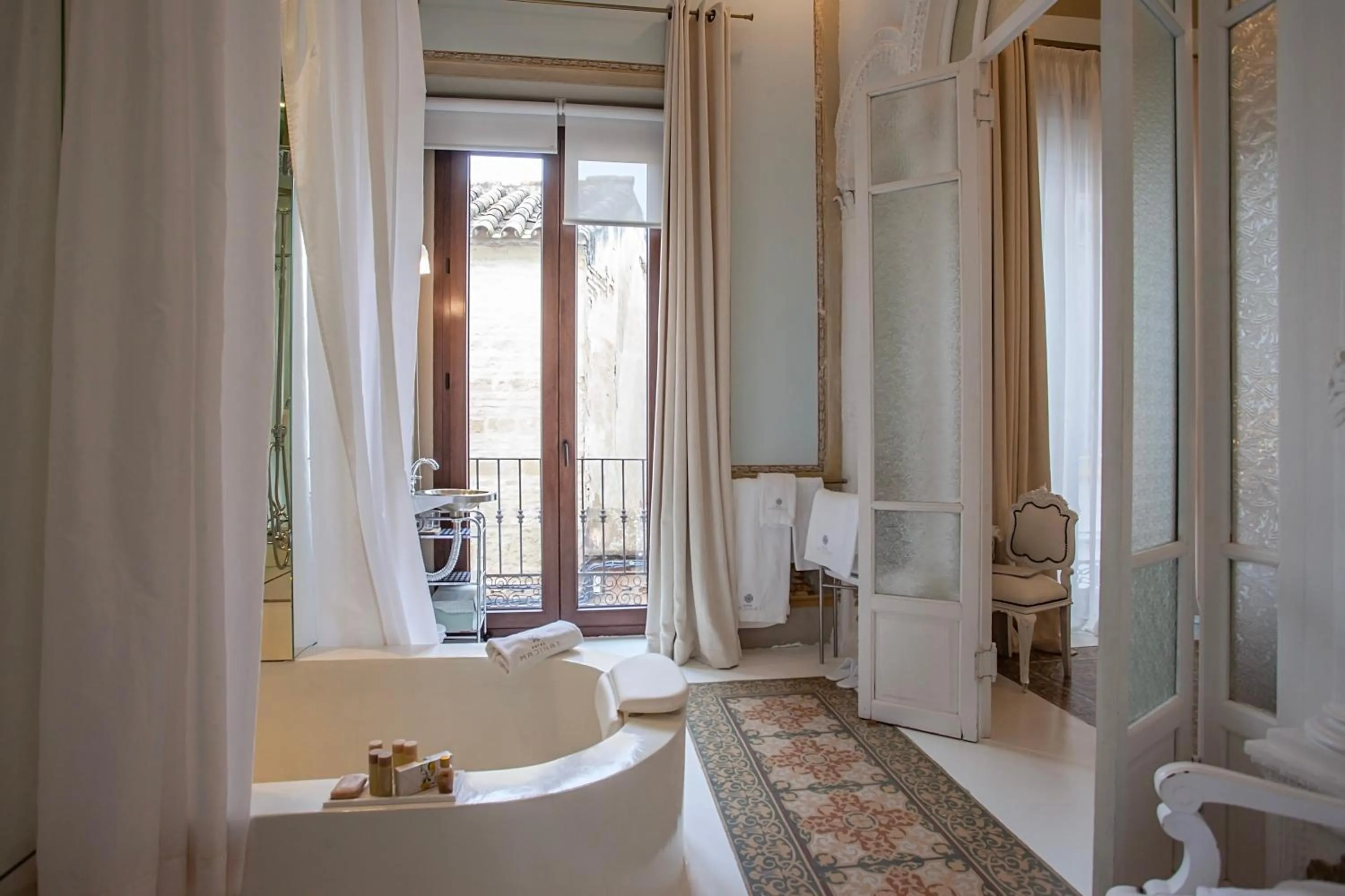 Bath in Hotel Madinat