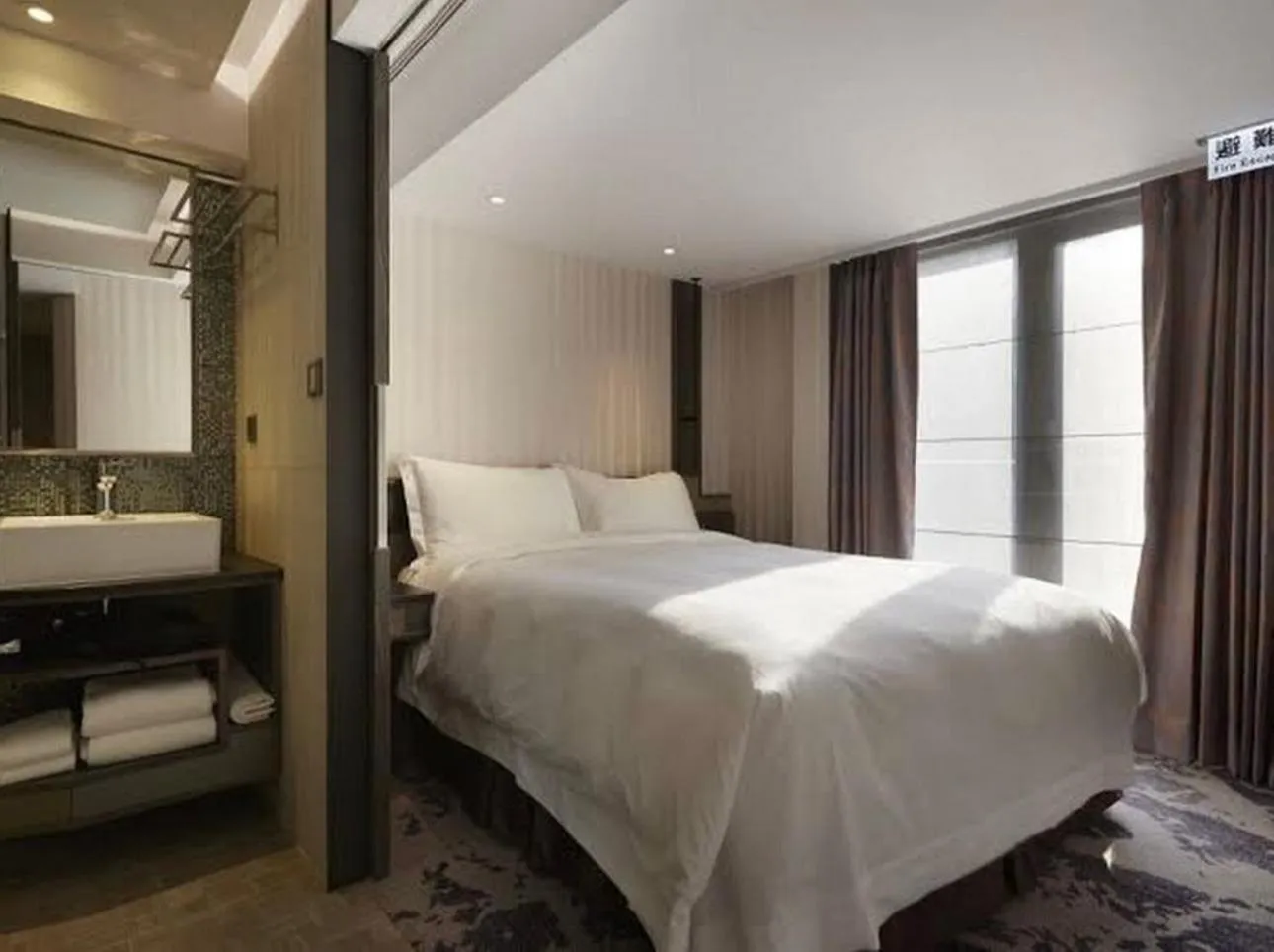 Quiet street view, Bed in At Home Hotel Ximen