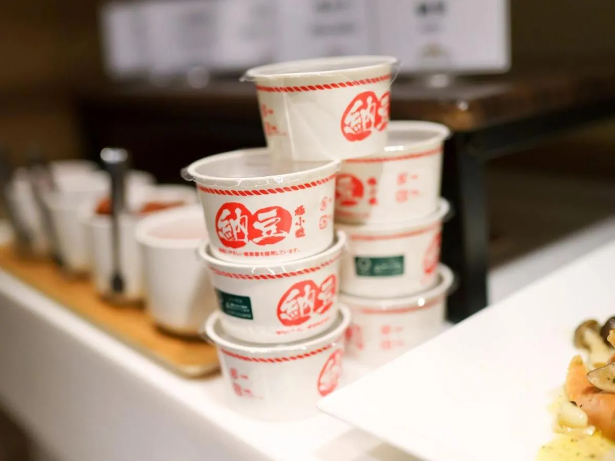 Restaurant/places to eat in Hotel Sakura Suite Osaka Juso