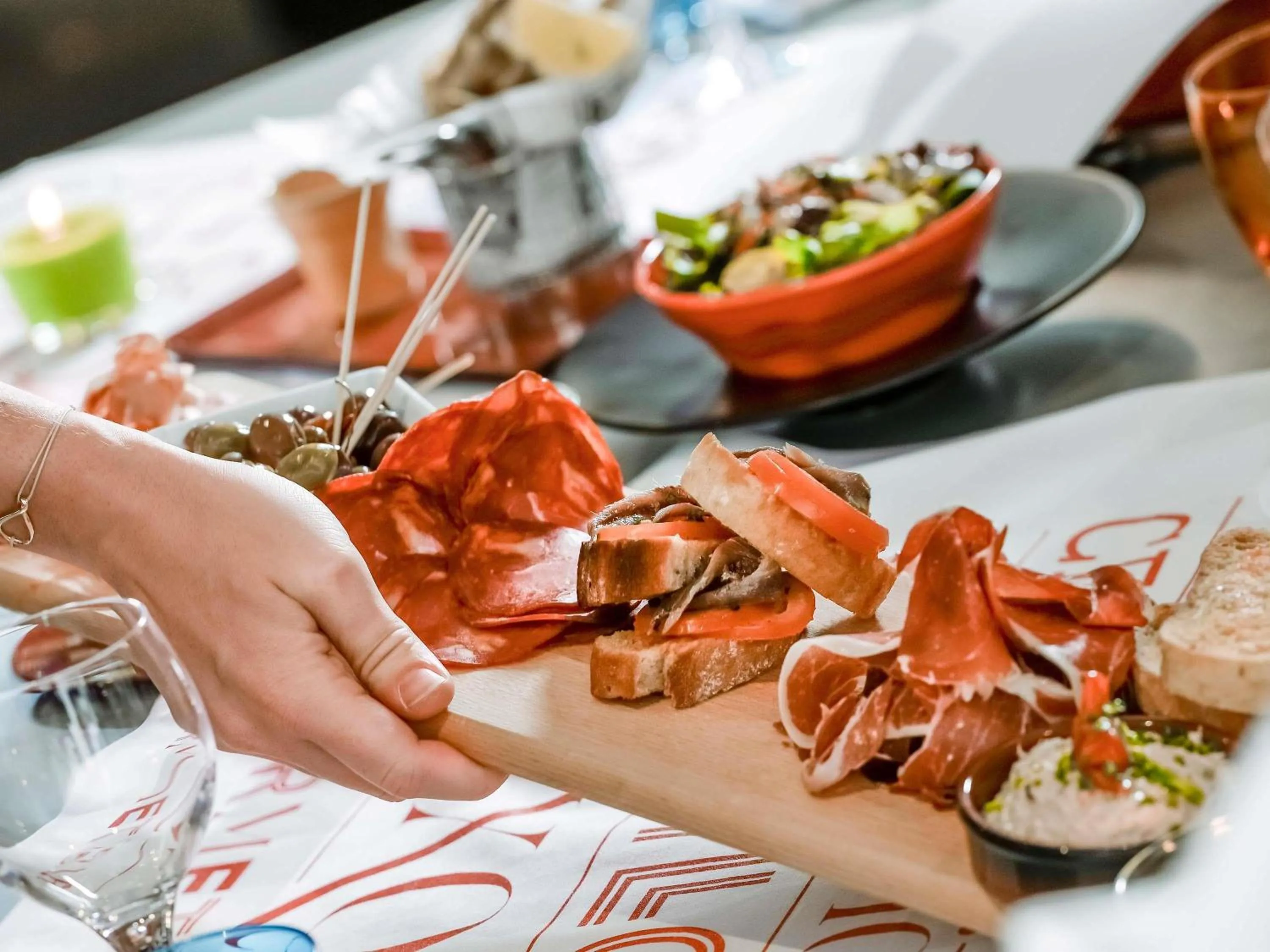 Lounge or bar in Novotel Guwahati GS Road