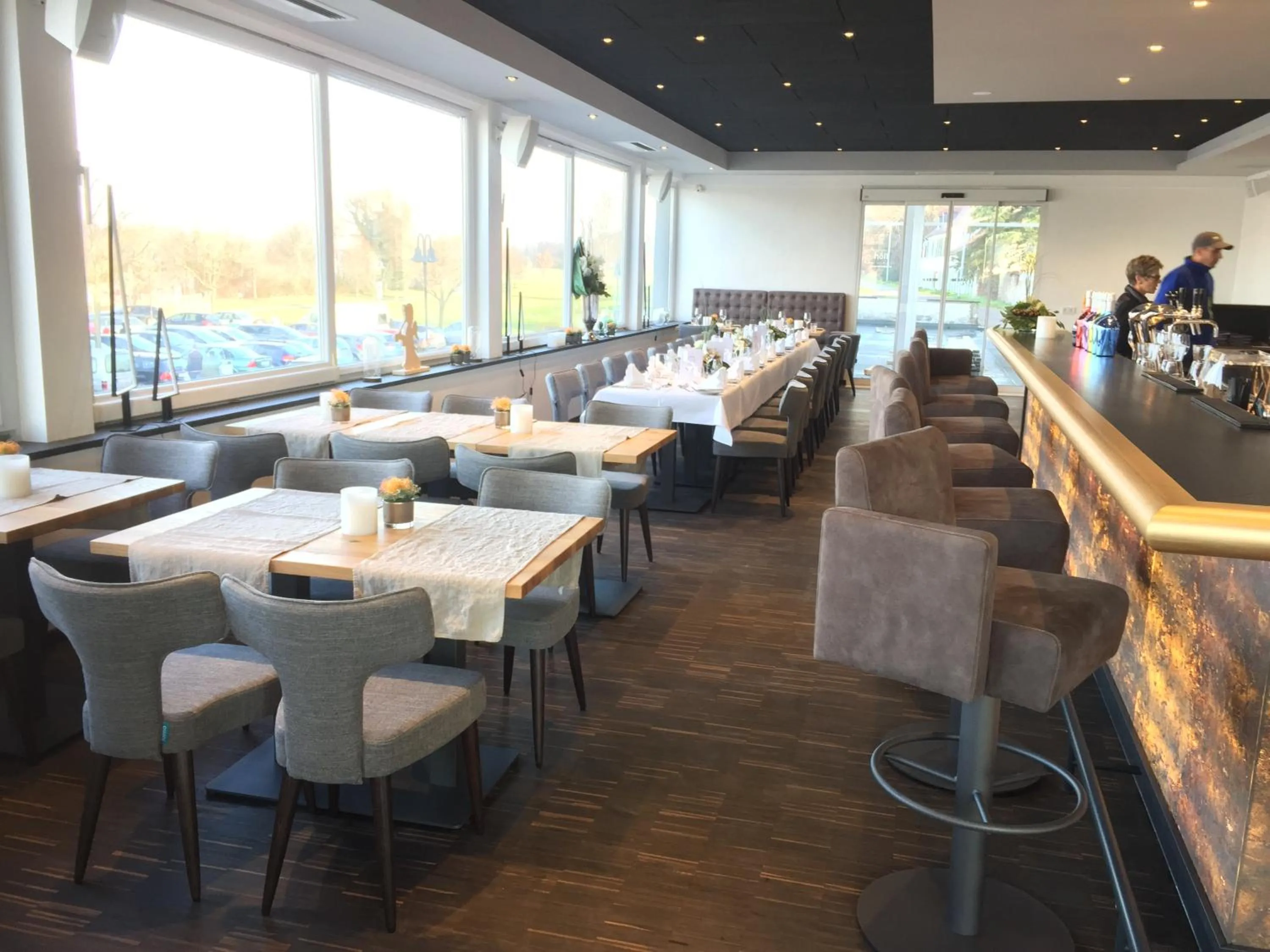 Restaurant/places to eat in Höll am Main