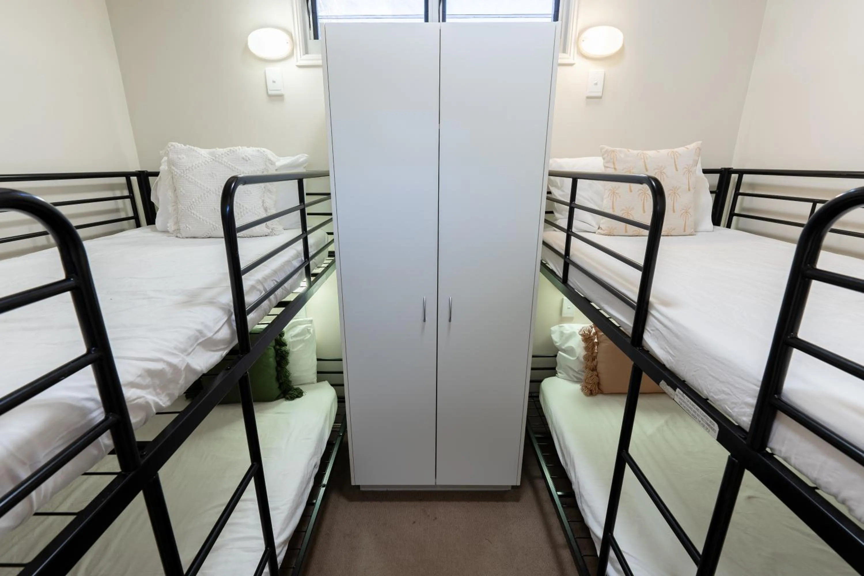 Bed in Tasman Holiday Parks - Rollingstone