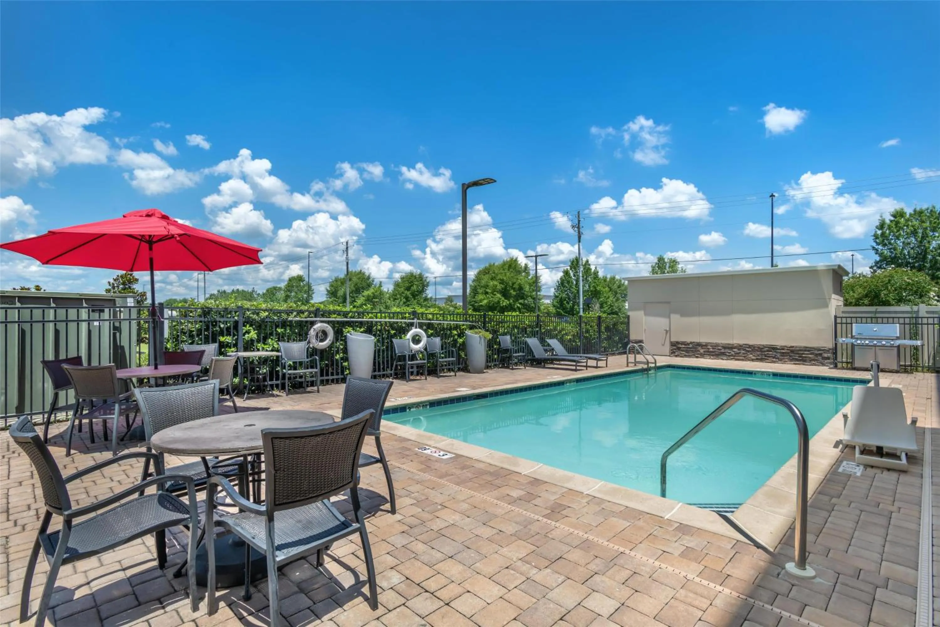Pool view in Hampton Inn Eufaula Al