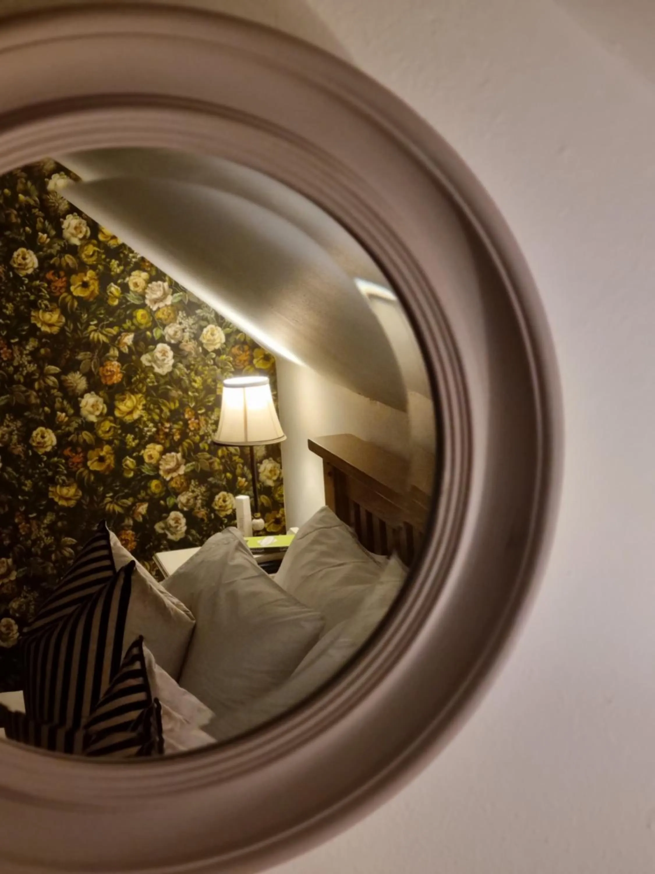 Bedroom, Bed in Abhaig Boutique B&B - Small & luxurious in a great location!