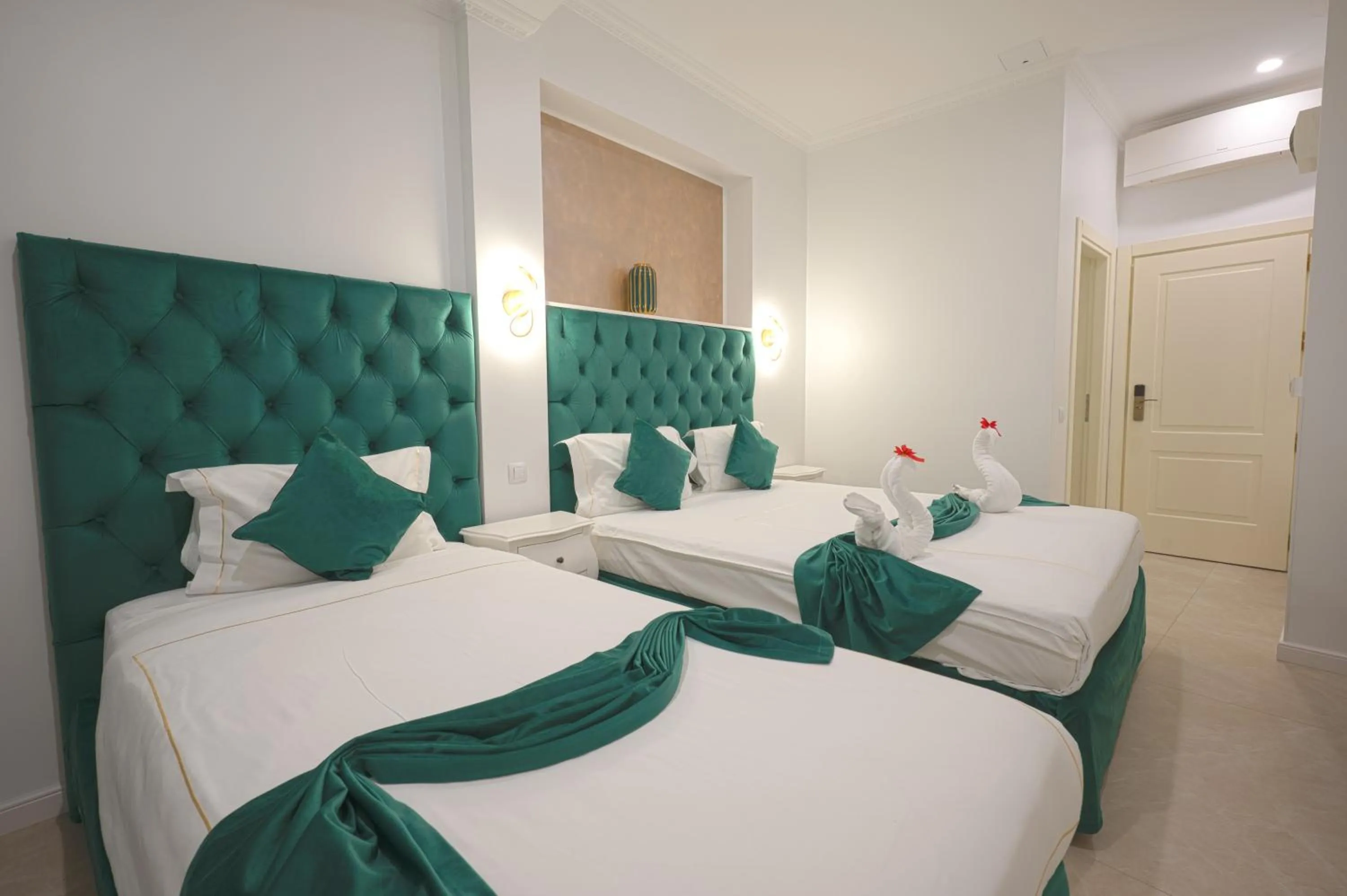 Photo of the whole room, Bed in Old Town Boutique Hotel