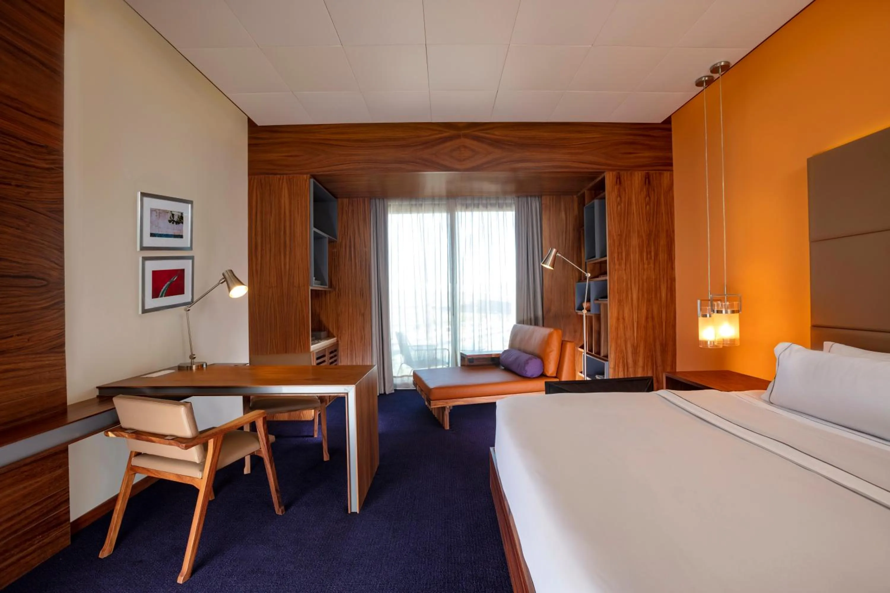 Photo of the whole room, Bed in Hyatt Centric Campestre Leon