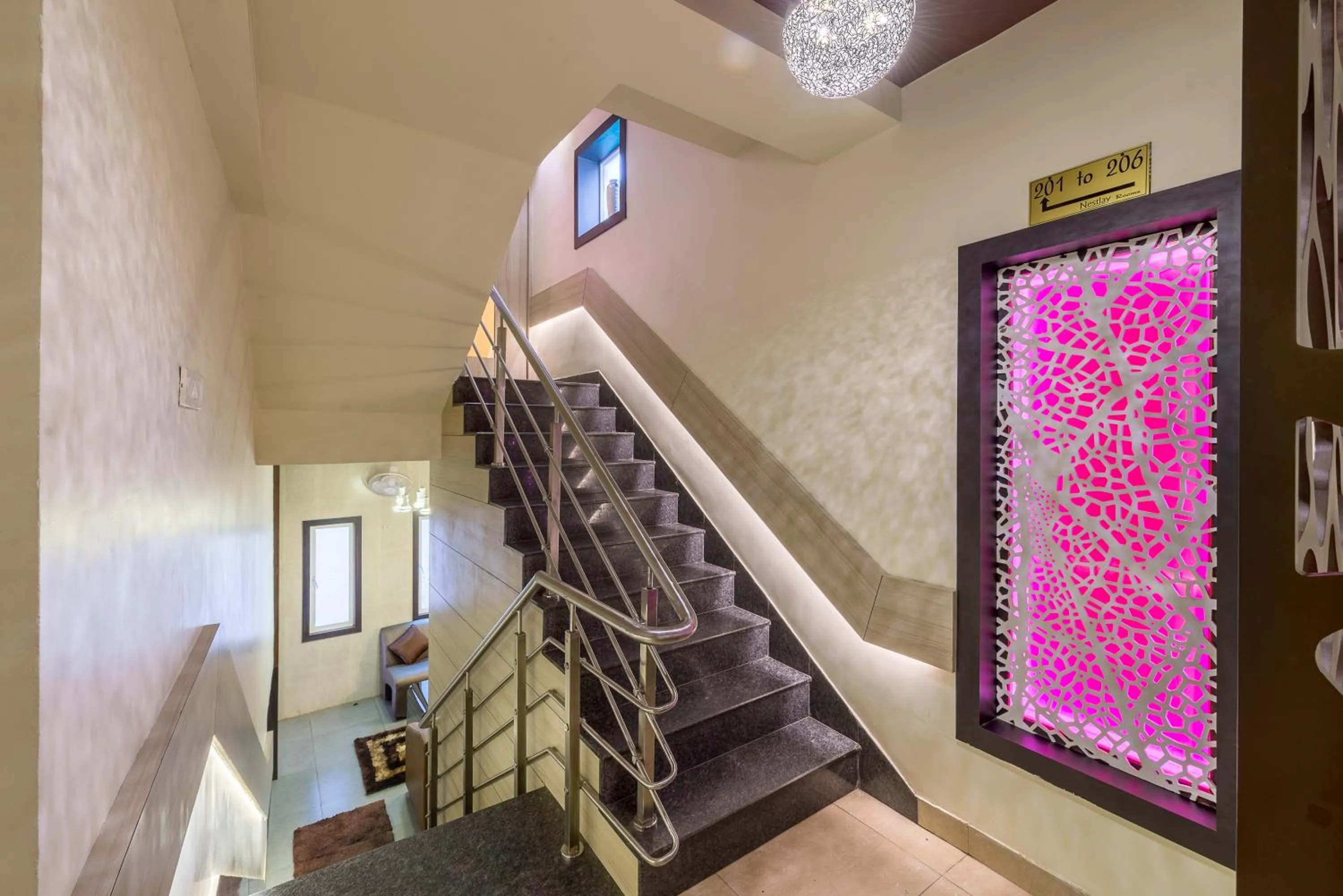 Area and facilities in Treebo Nestlay Airport Alandur