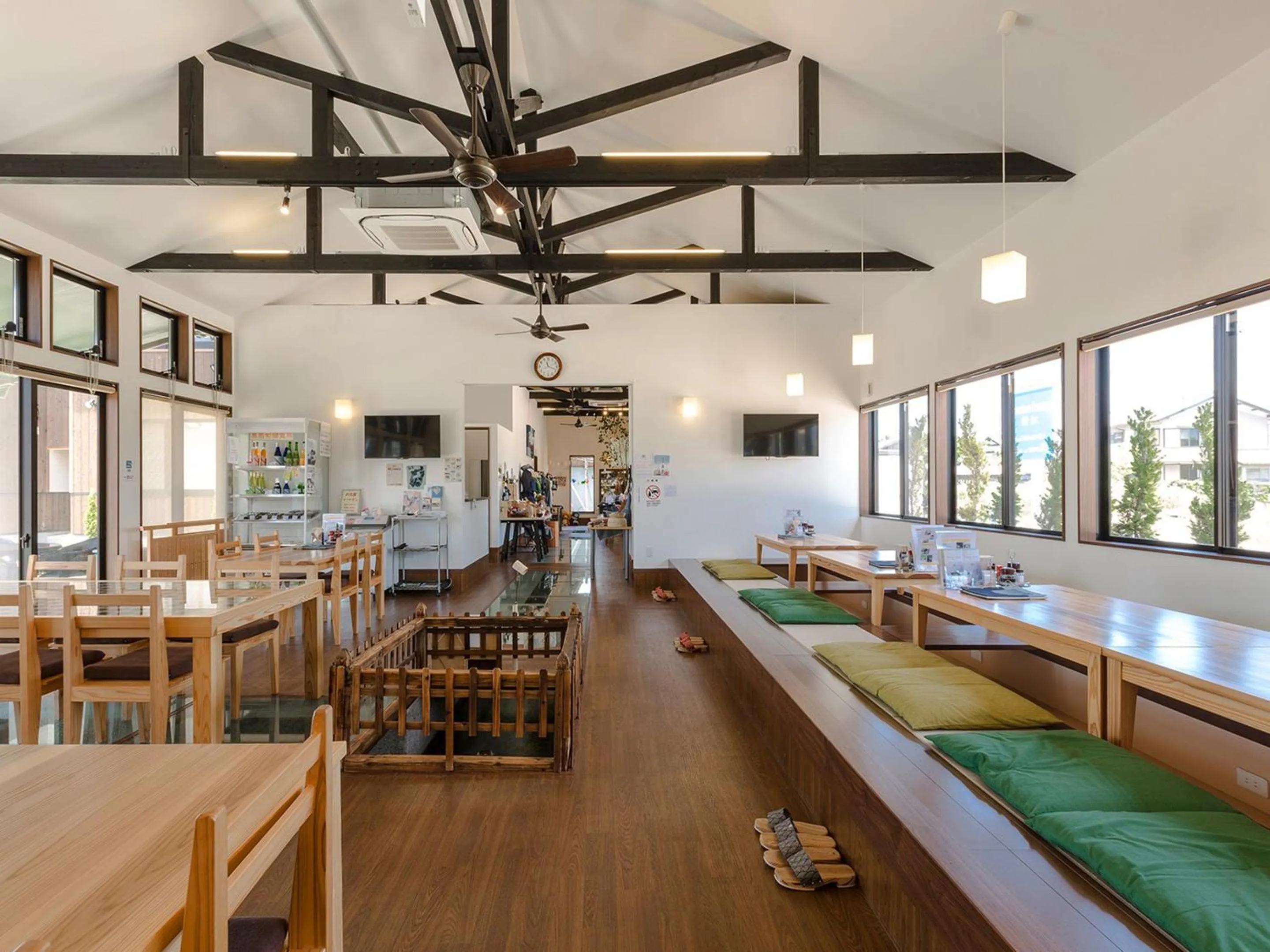 Restaurant/places to eat in Racine Home Harie