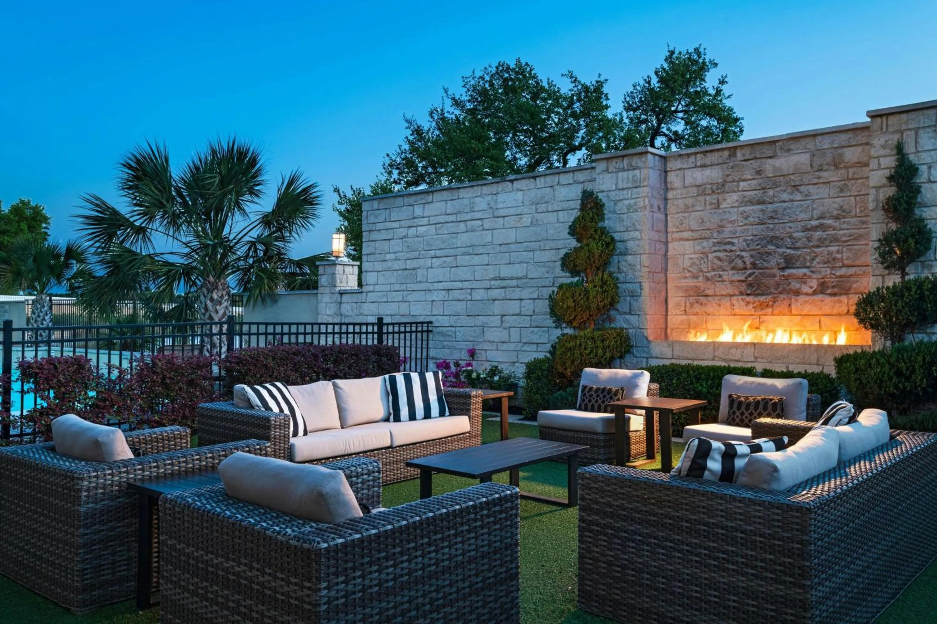 Lounge or bar in SpringHill Suites by Marriott Austin Cedar Park