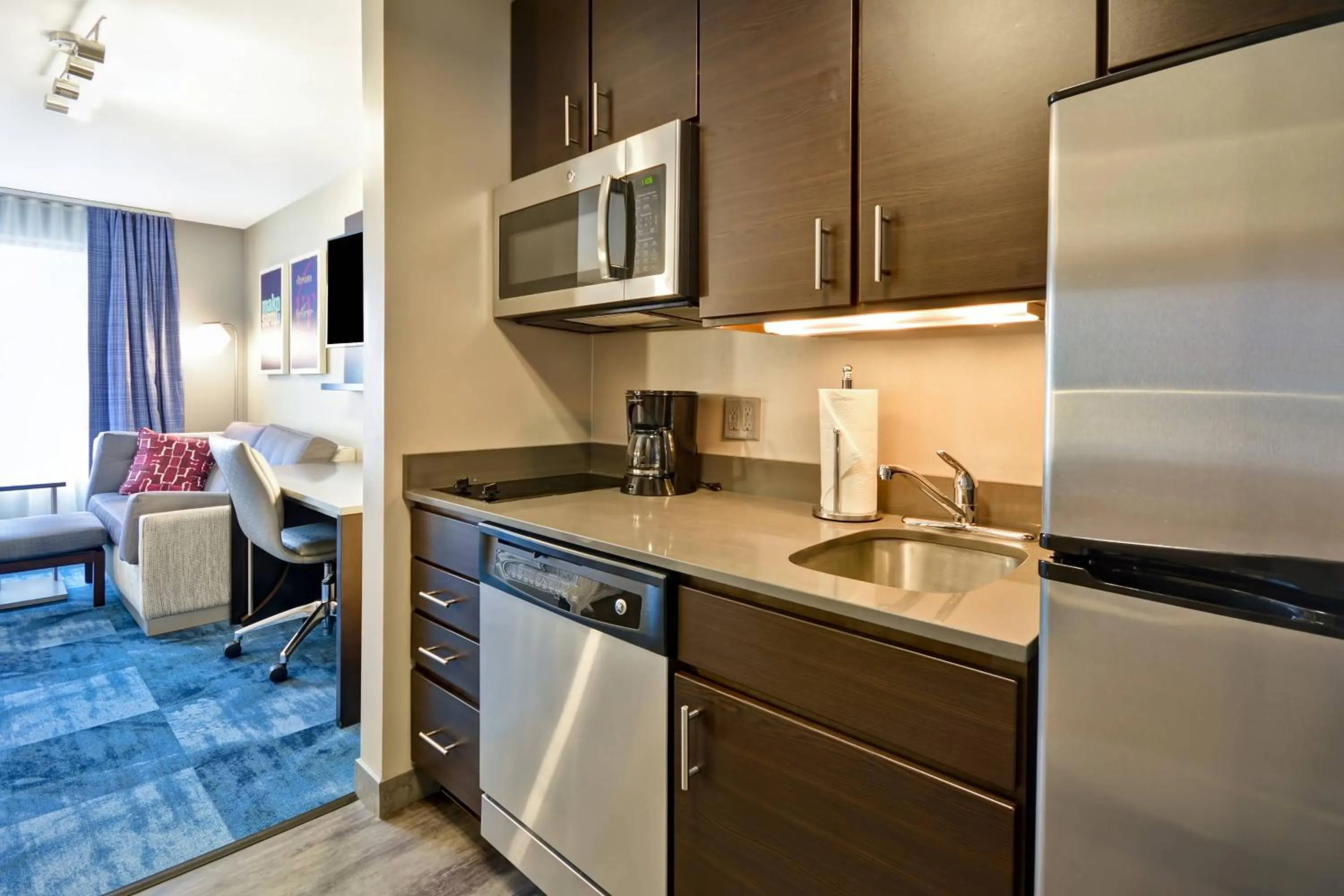 Kitchen or kitchenette in TownePlace Suites by Marriott Dover Rockaway
