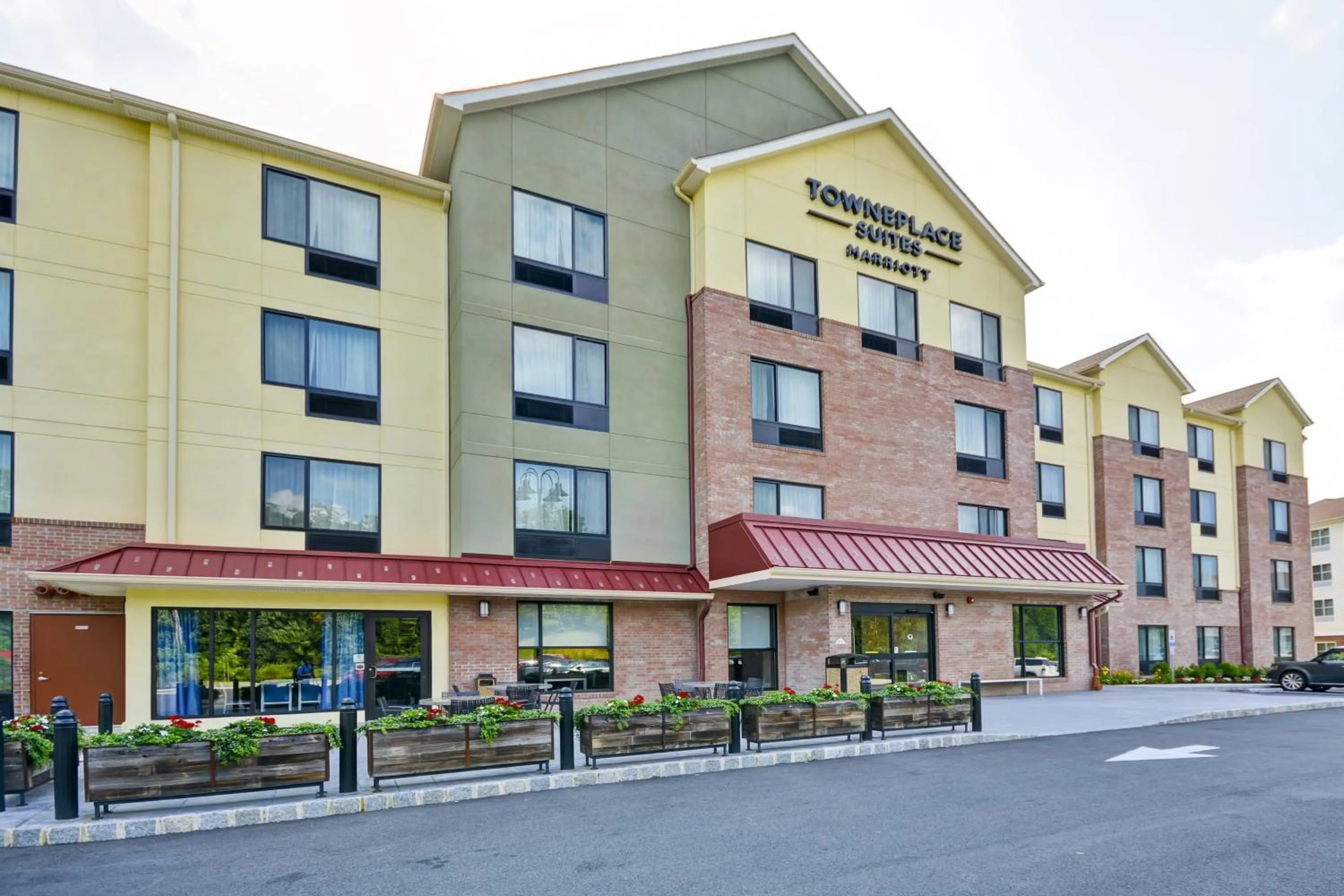 Property building in TownePlace Suites by Marriott Dover Rockaway