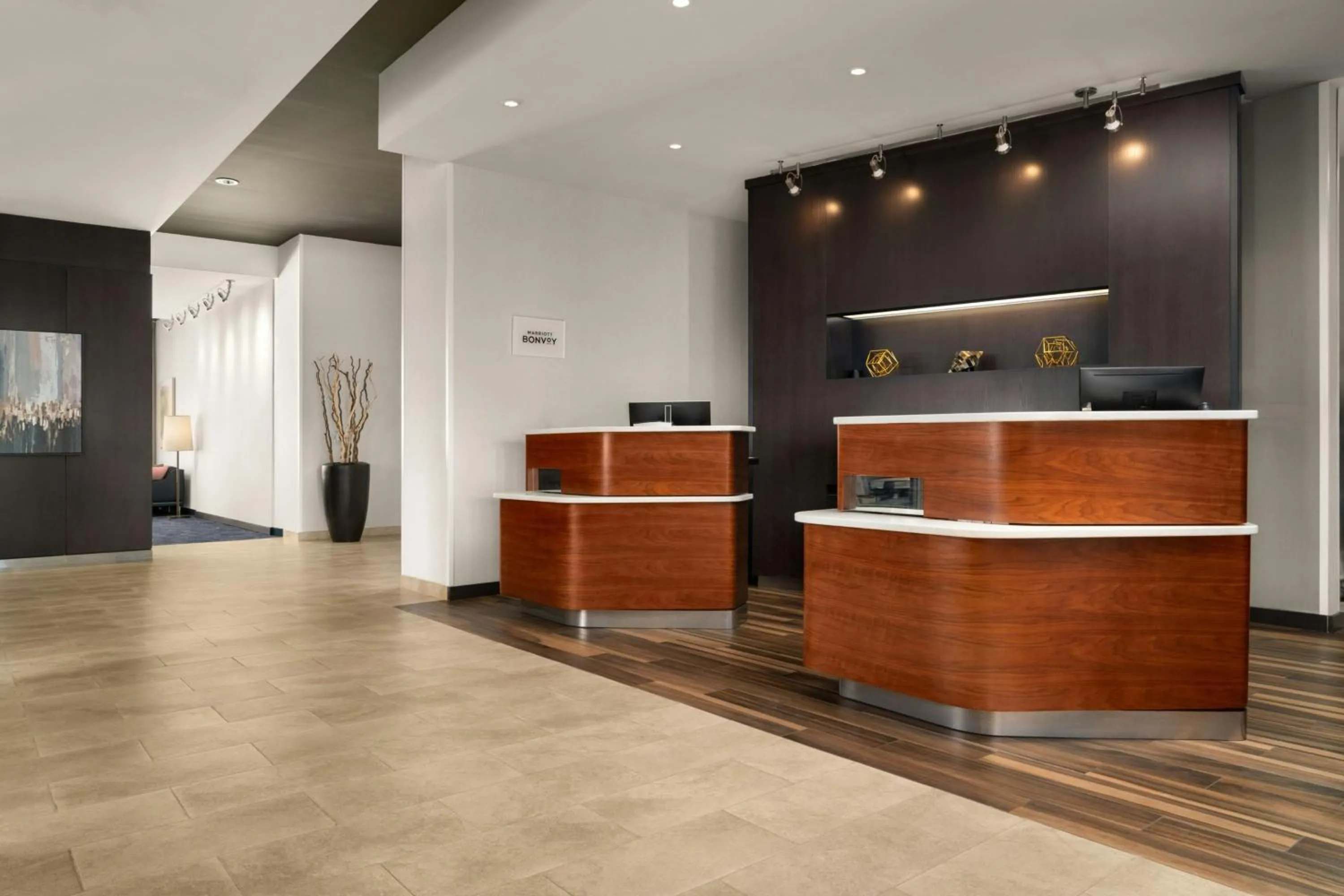 Lobby or reception in Courtyard by Marriott Fayetteville Fort Liberty - Spring Lake