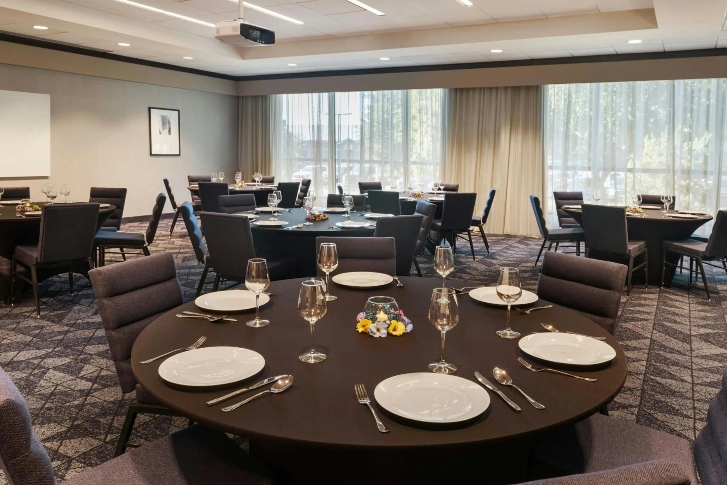 Meeting/conference room in Courtyard by Marriott Redwood City