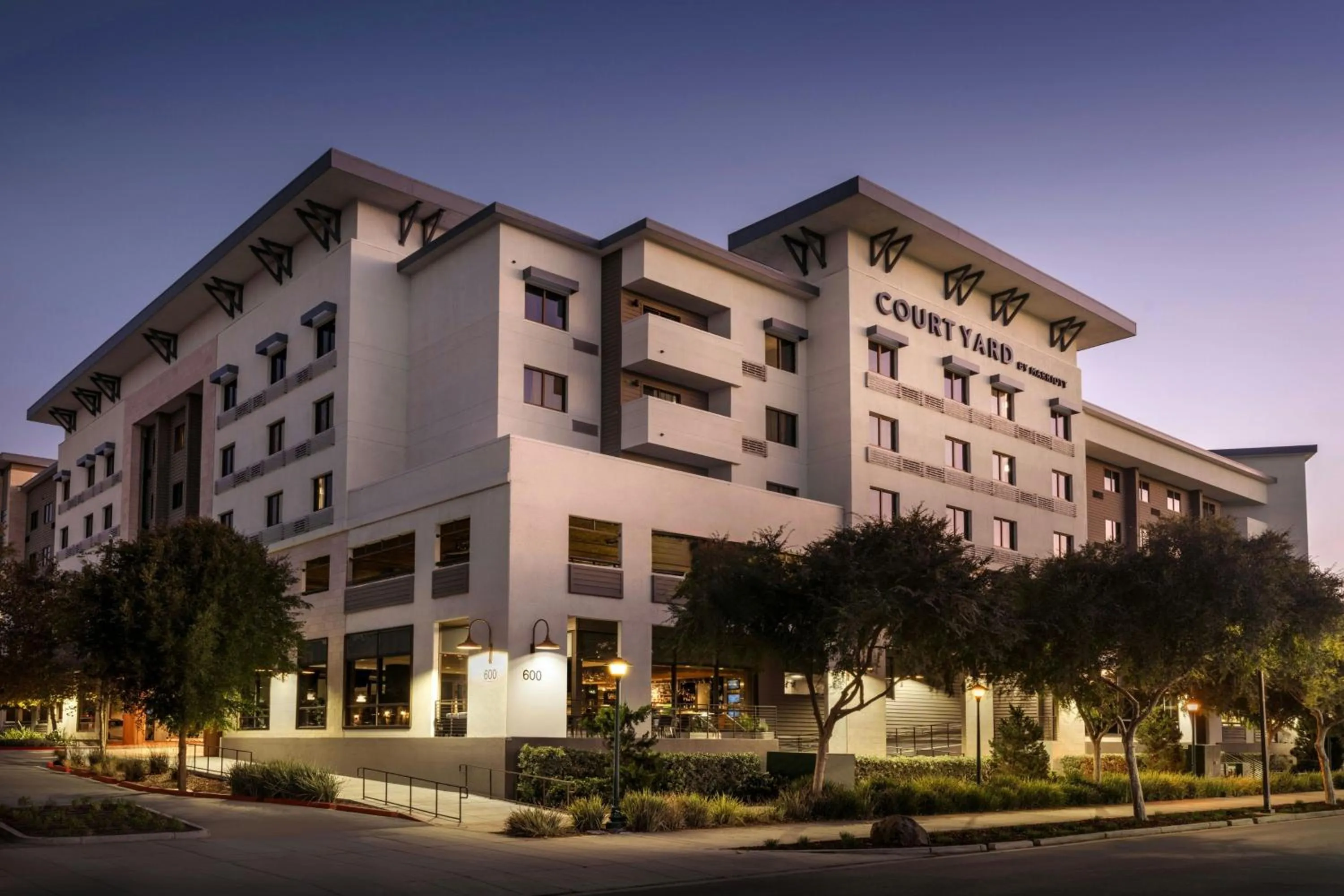 Property building in Courtyard by Marriott Redwood City