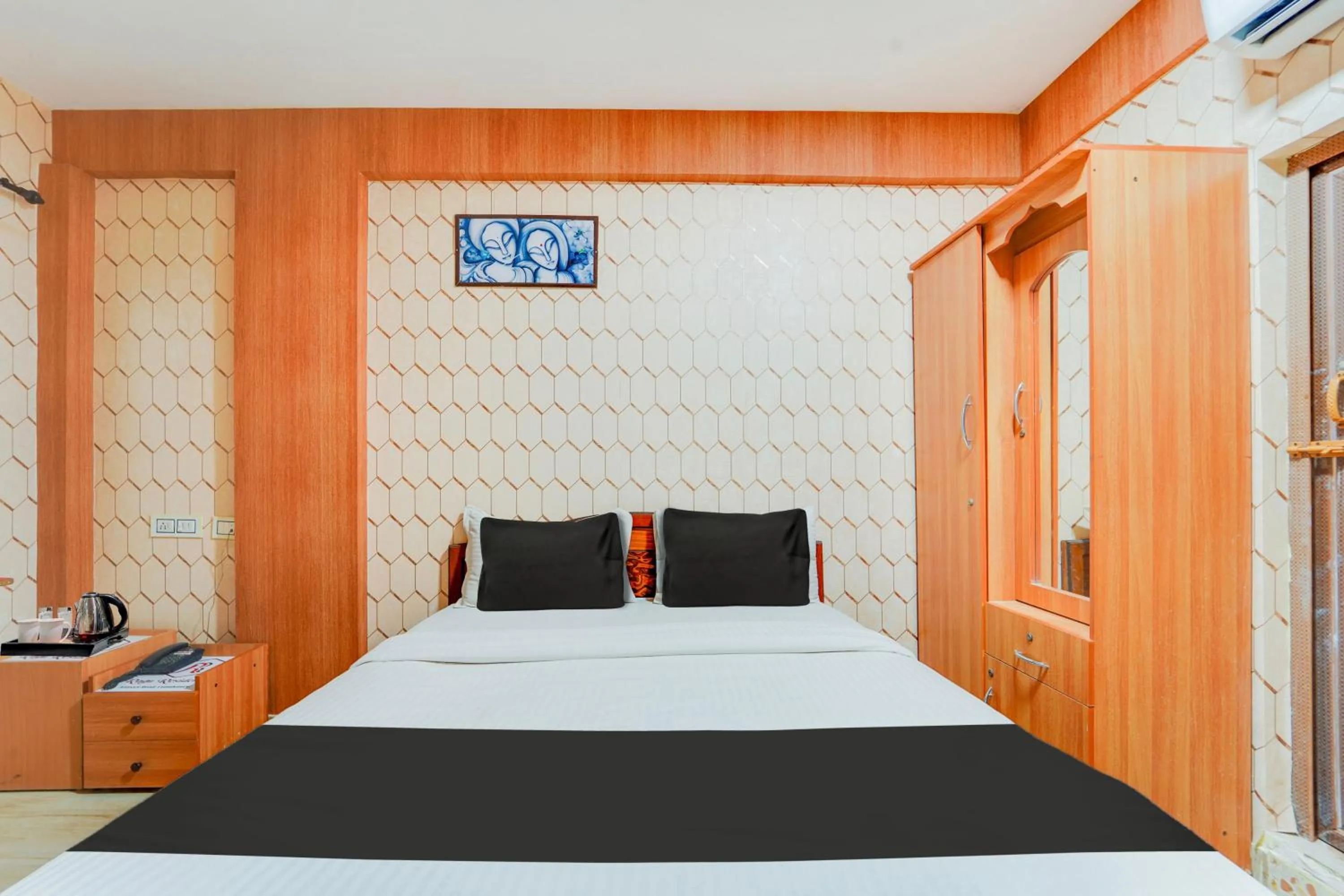 Bedroom in Super Hotel O Airport Road Coimbatore