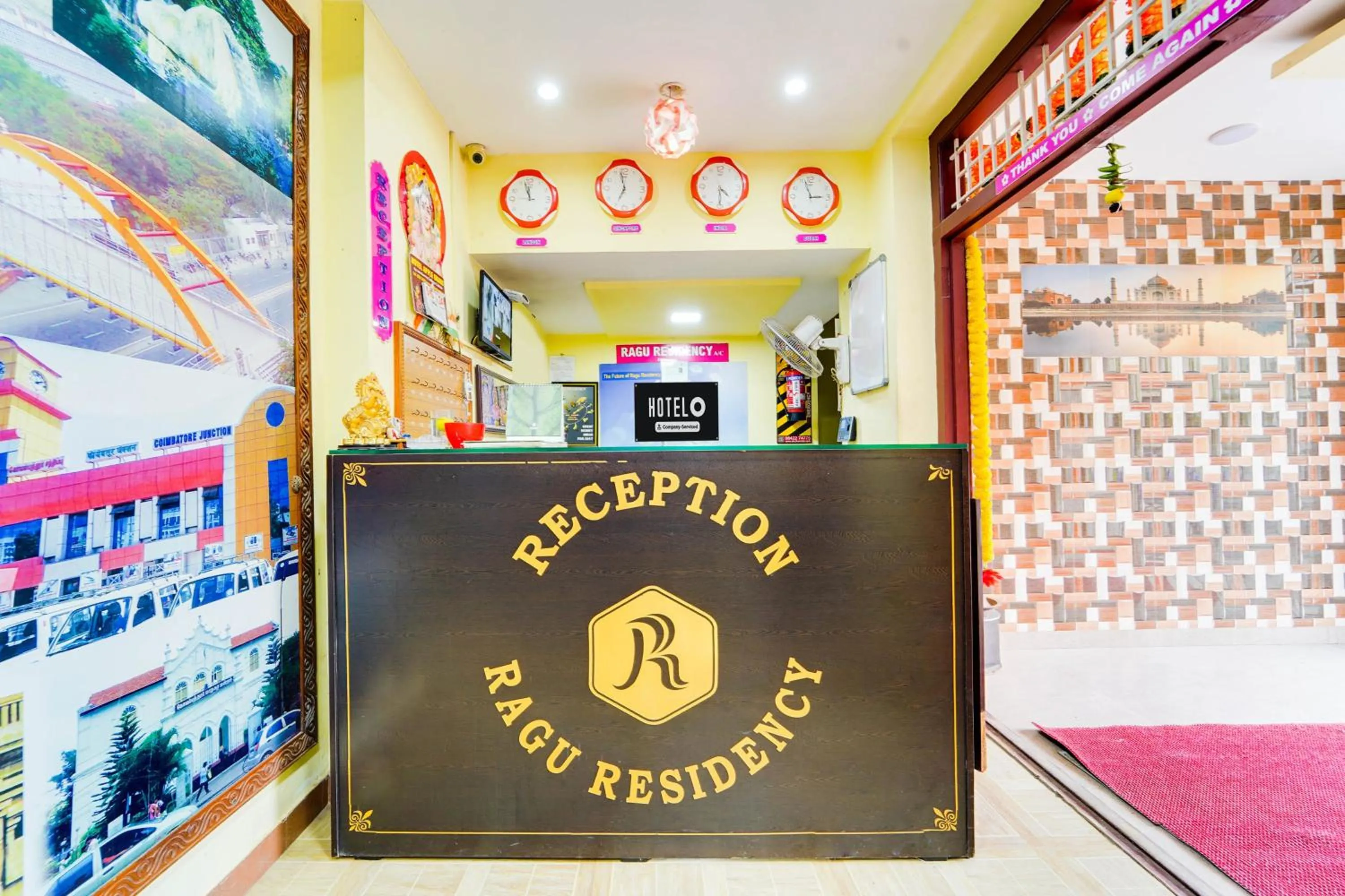 Lobby or reception in FabExpress Ragu Residency