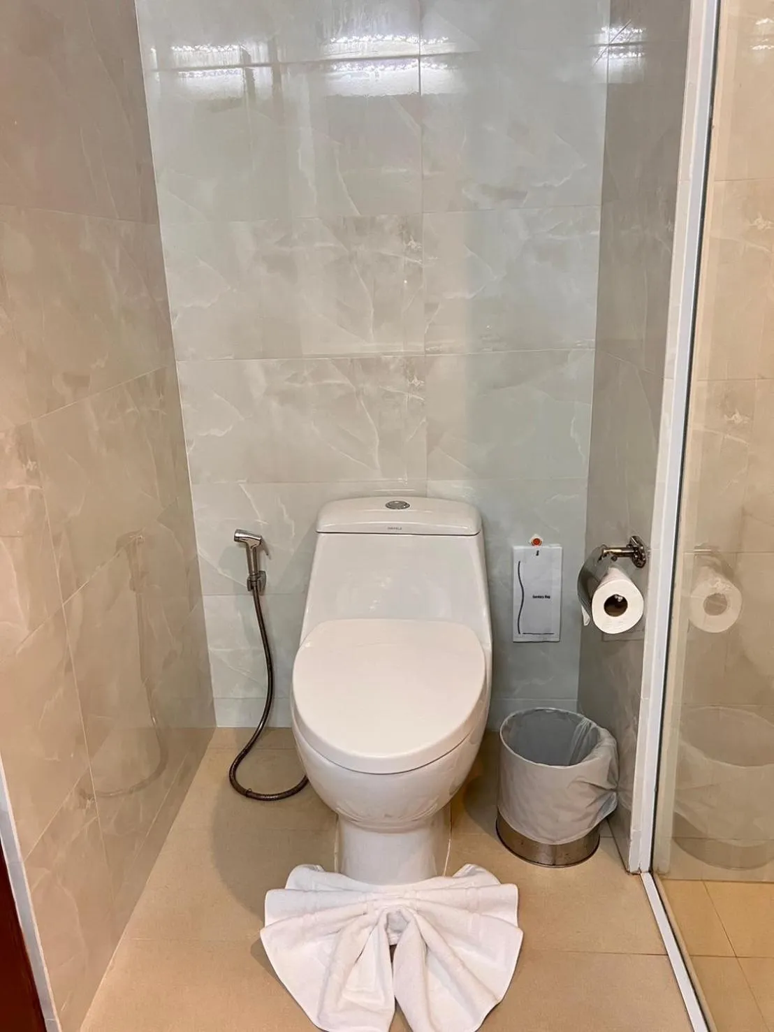 Toilet in Koh Kood Paradise Beach