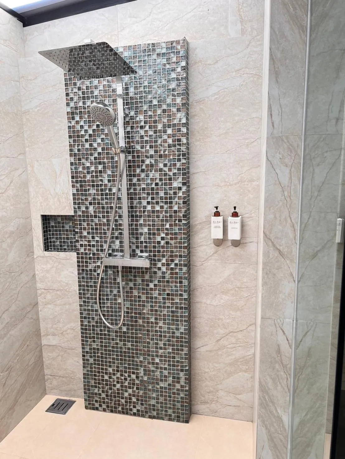 Toilet in Koh Kood Paradise Beach