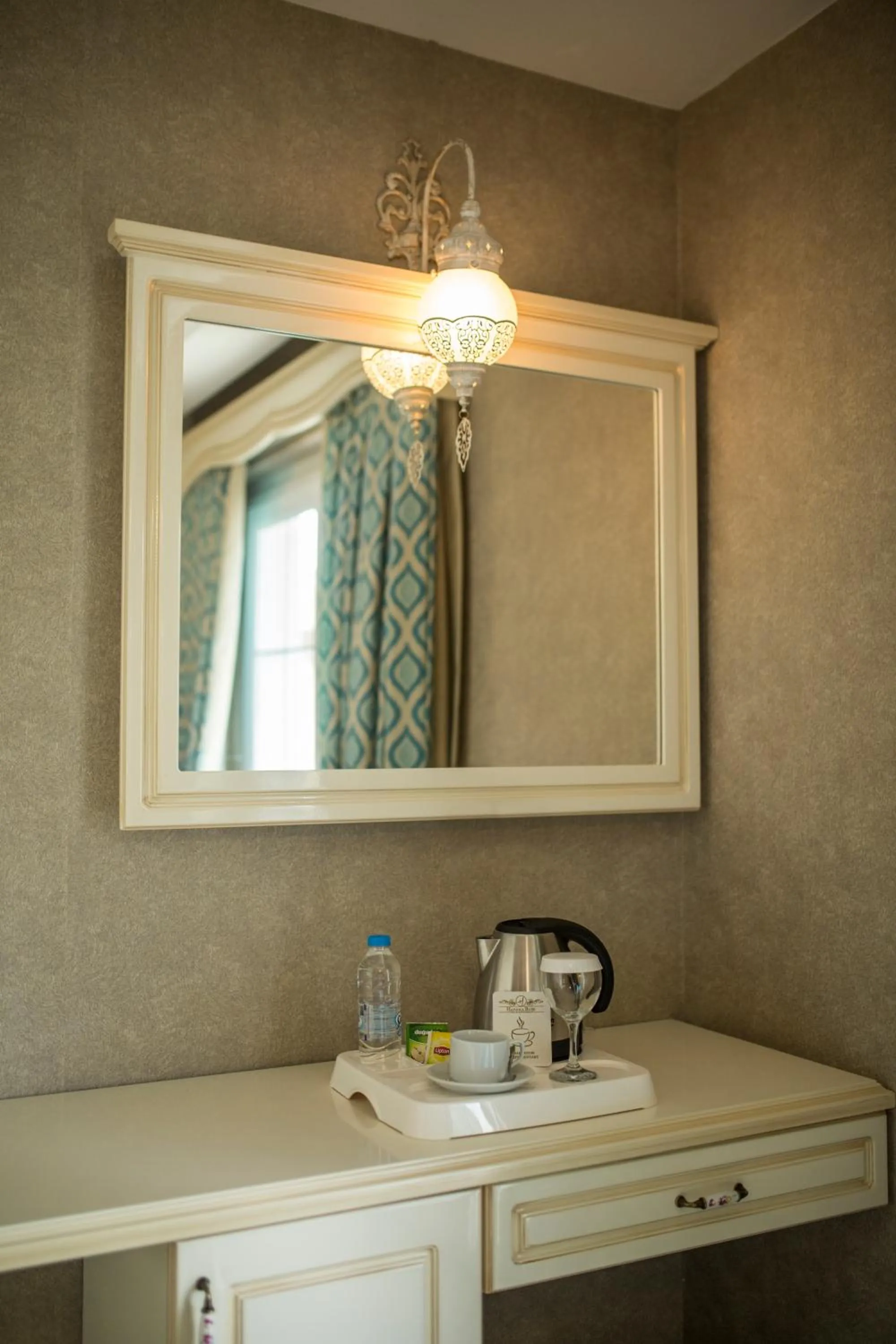 Coffee/tea facilities in Hatunca Otel & Restaurant