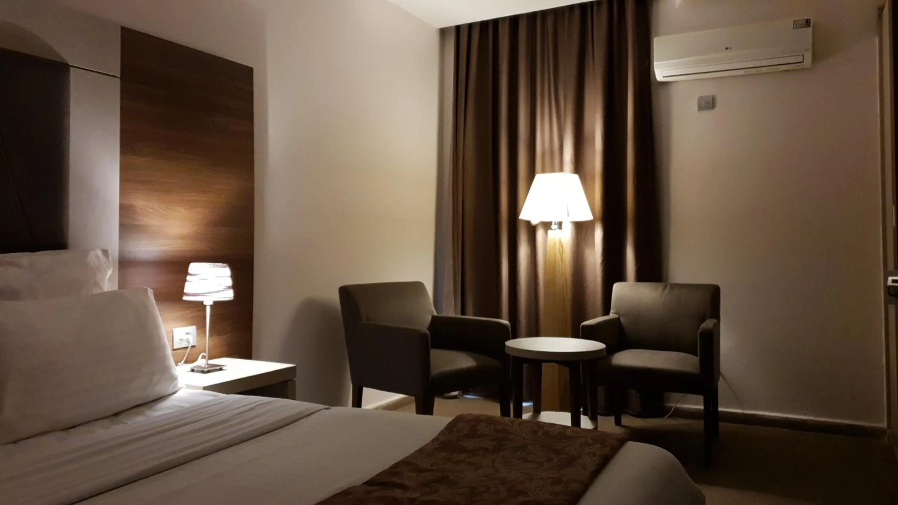 Bedroom in Grand Hotel Central Conakry