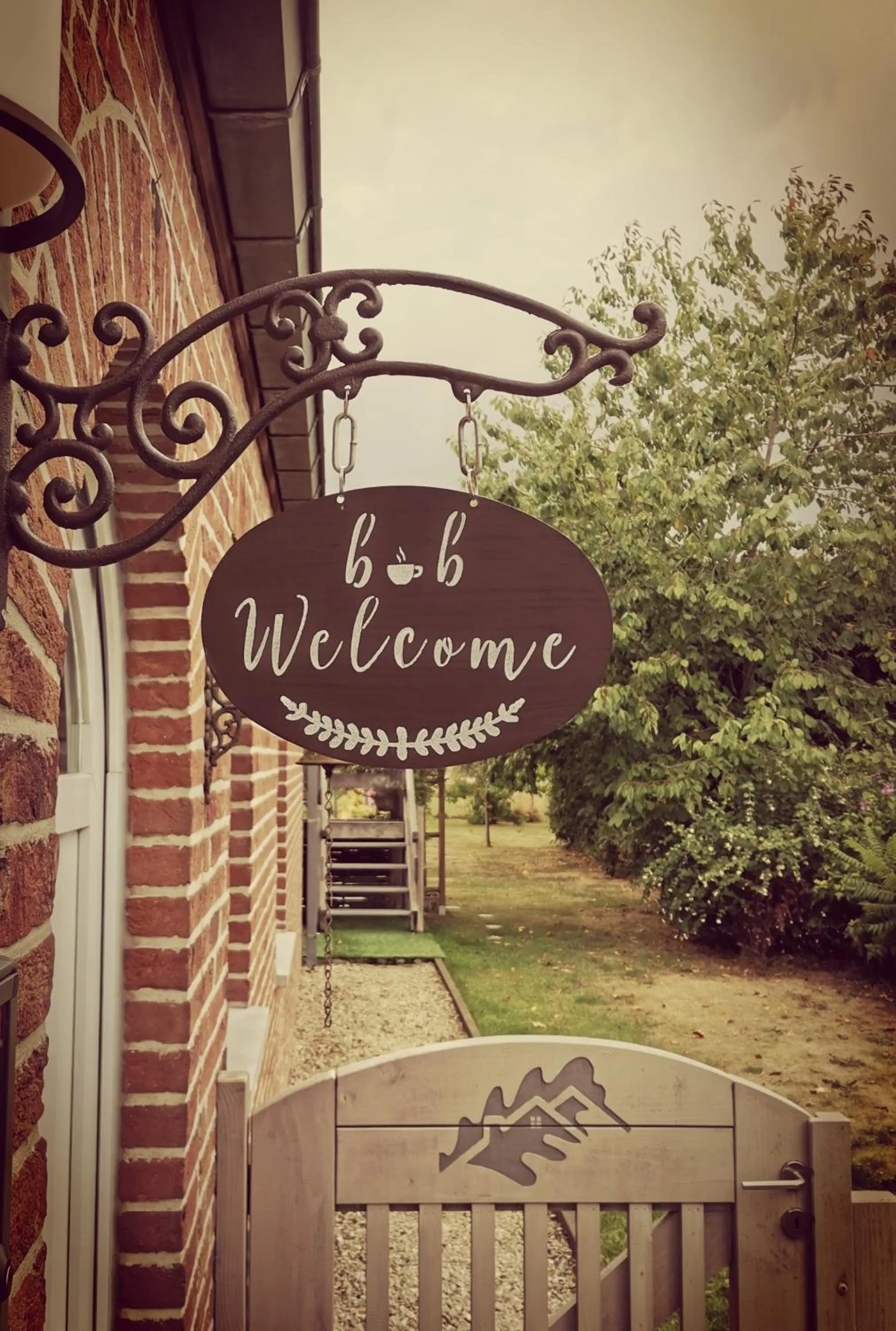 Property building in Entre monts et collines B&B et spa en option