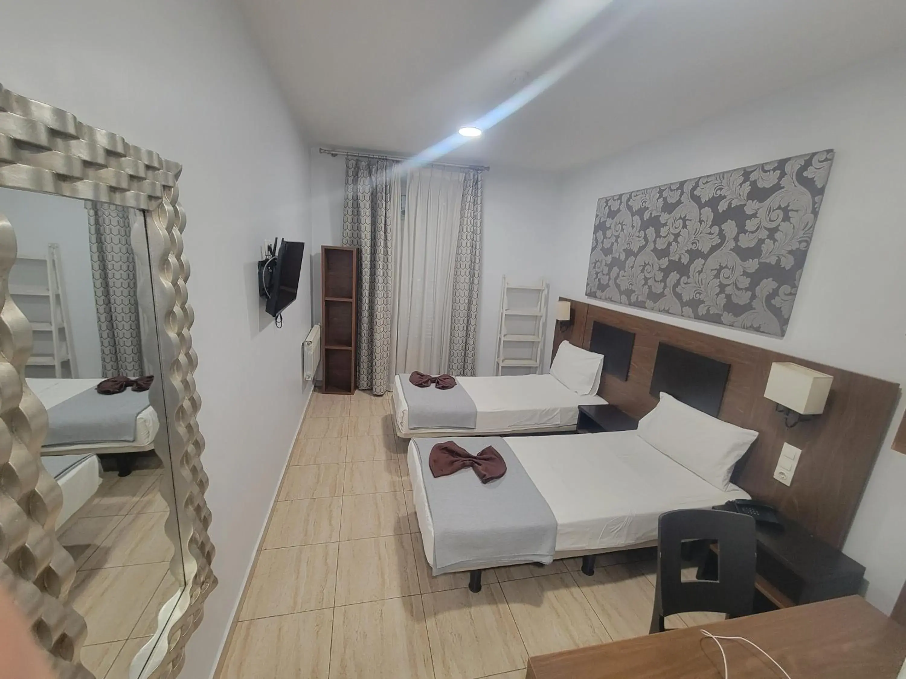 Superior Twin Room - single occupancy in City Hotel Alger Superior Twin Room - single occupancy in City Hotel Alger