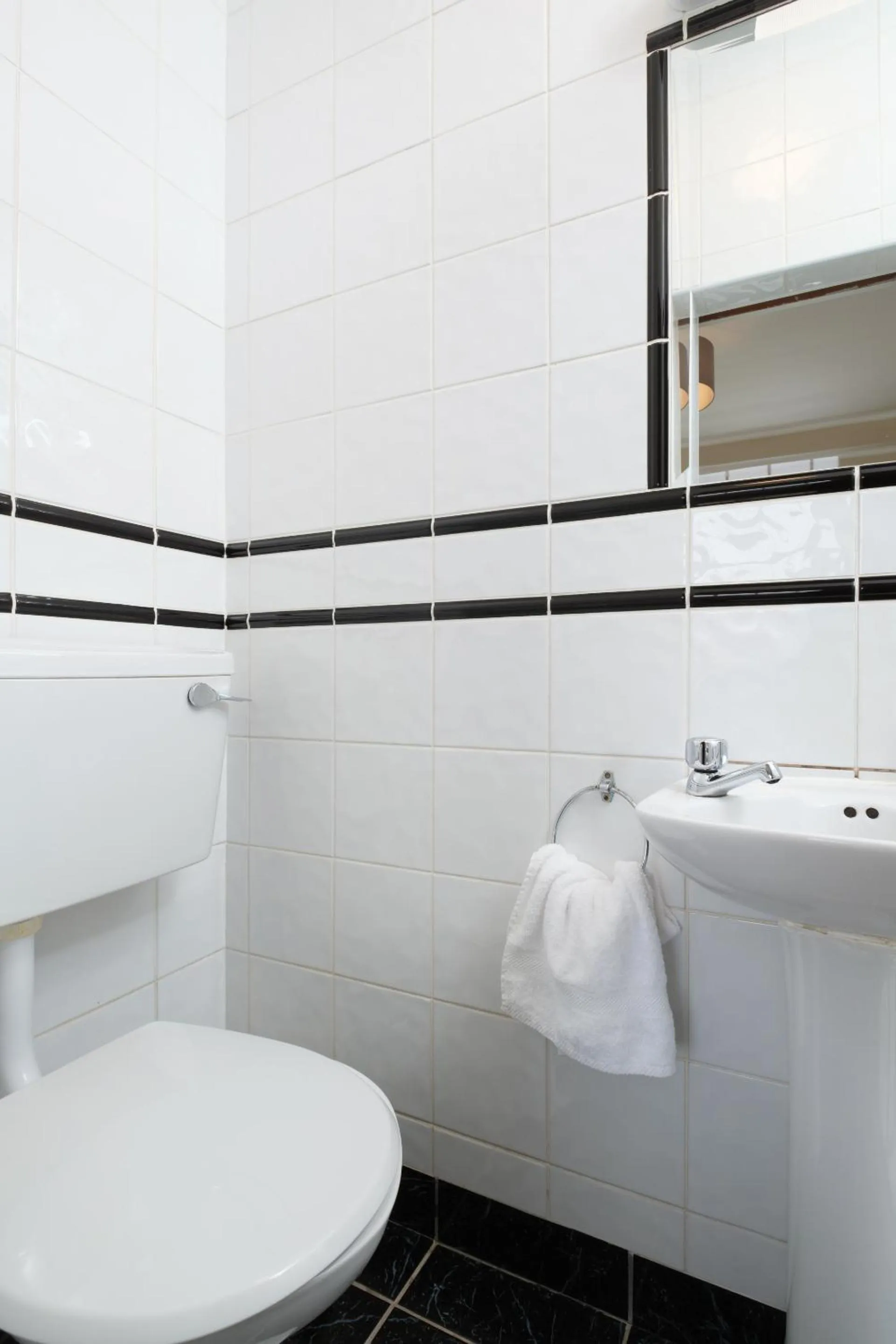 Bathroom in Four Seasons B&B