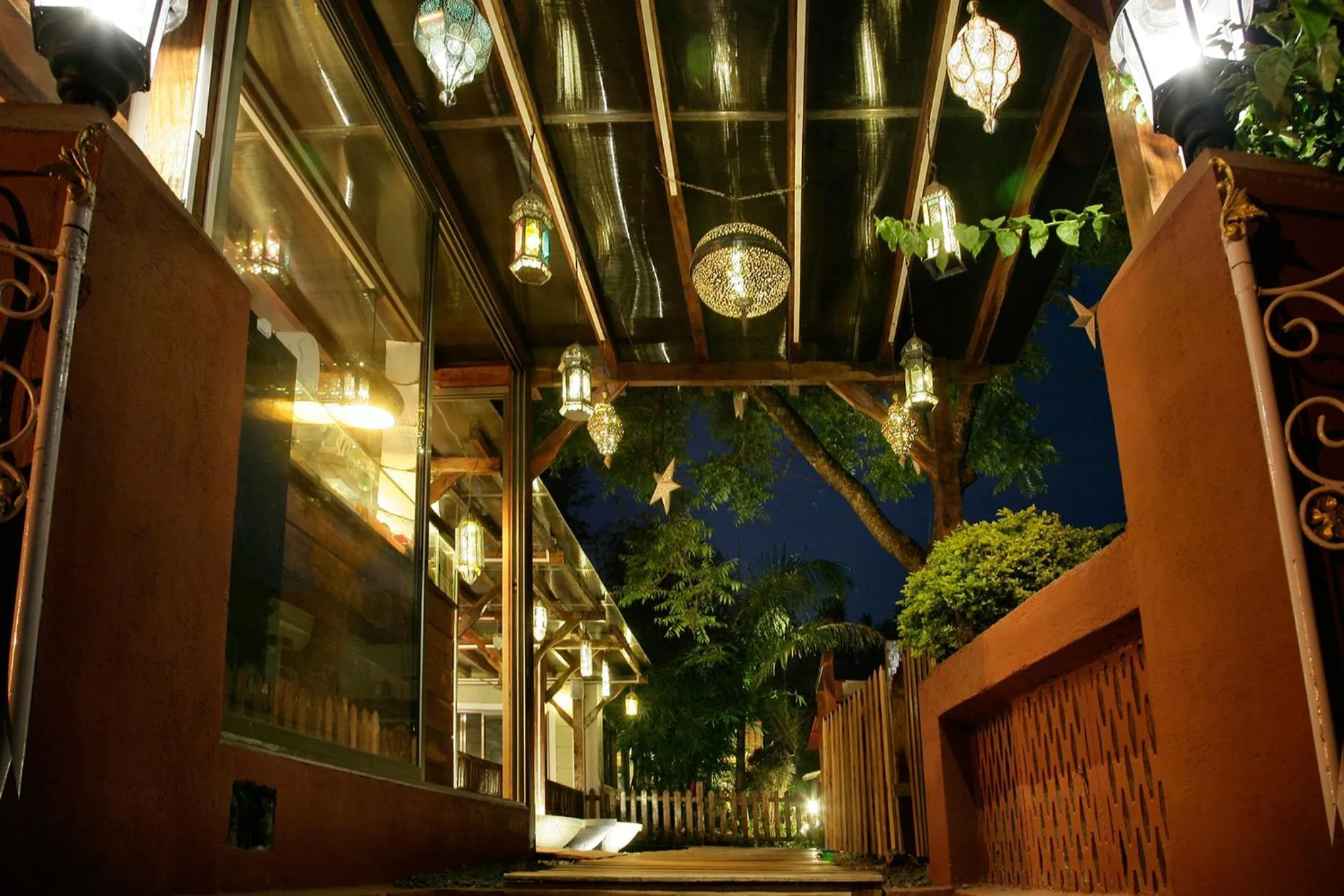 Facade/entrance in Hotel Malas