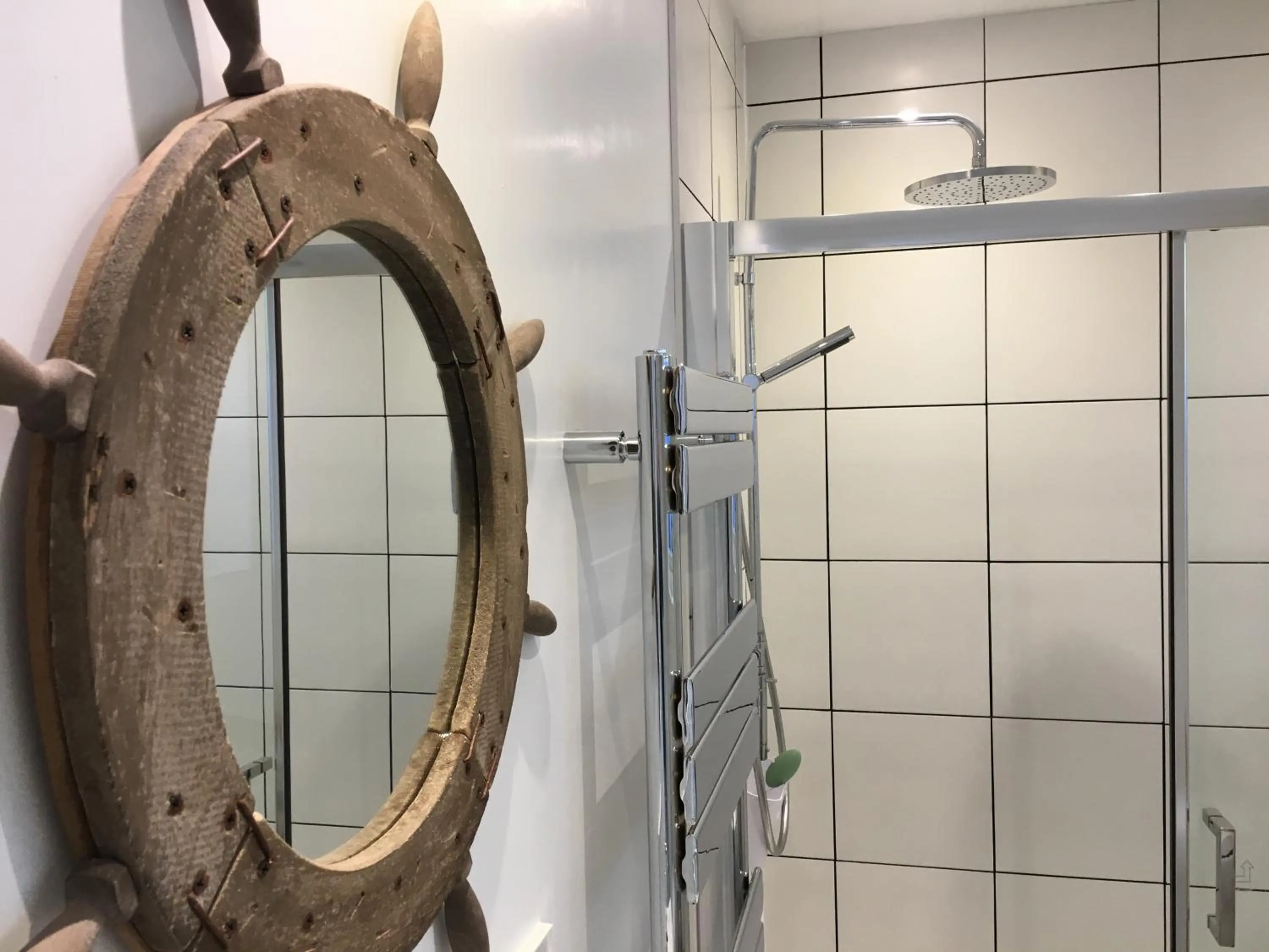 Bathroom in North Street annexe