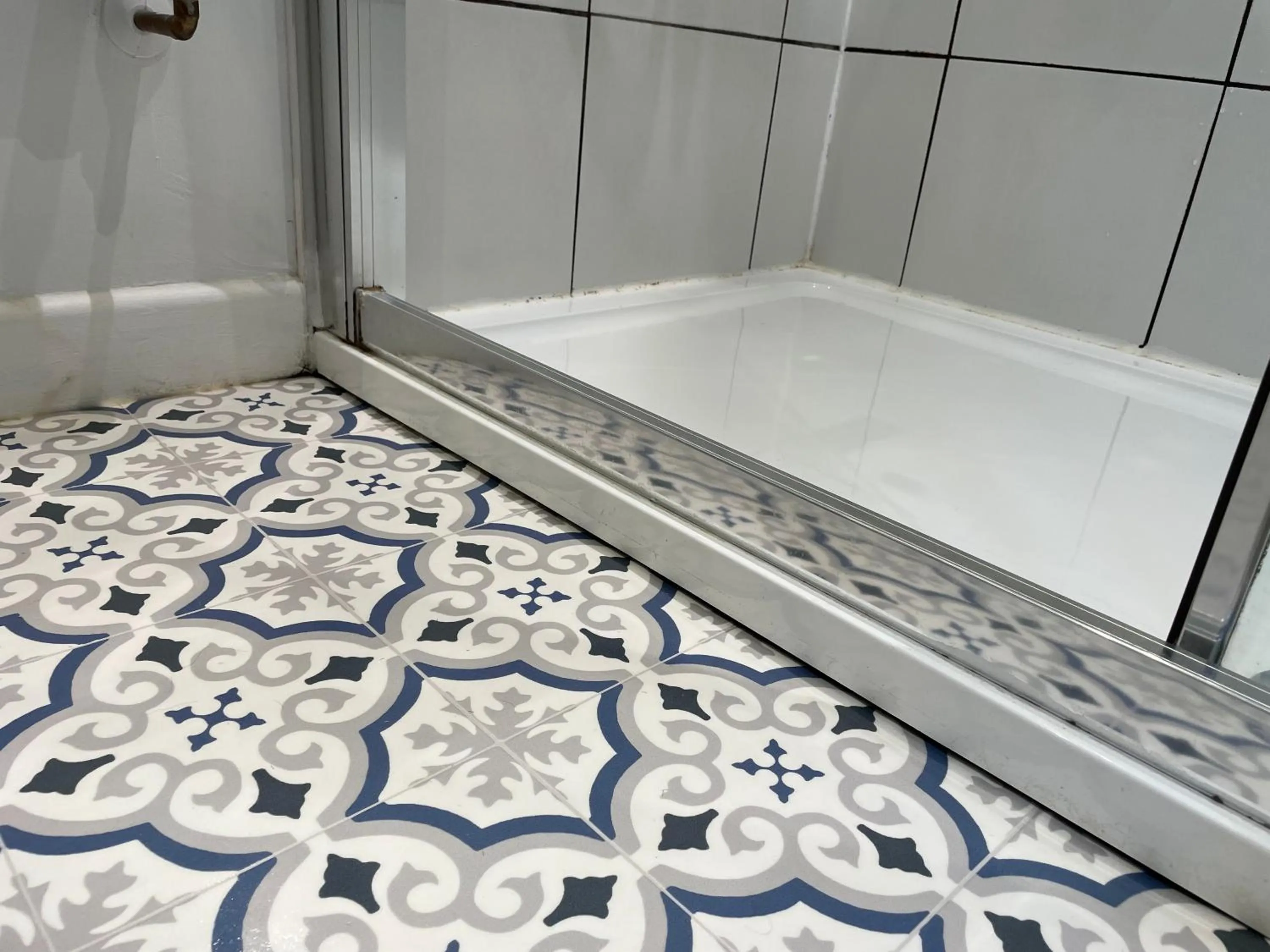 Shower, Bed in North Street annexe