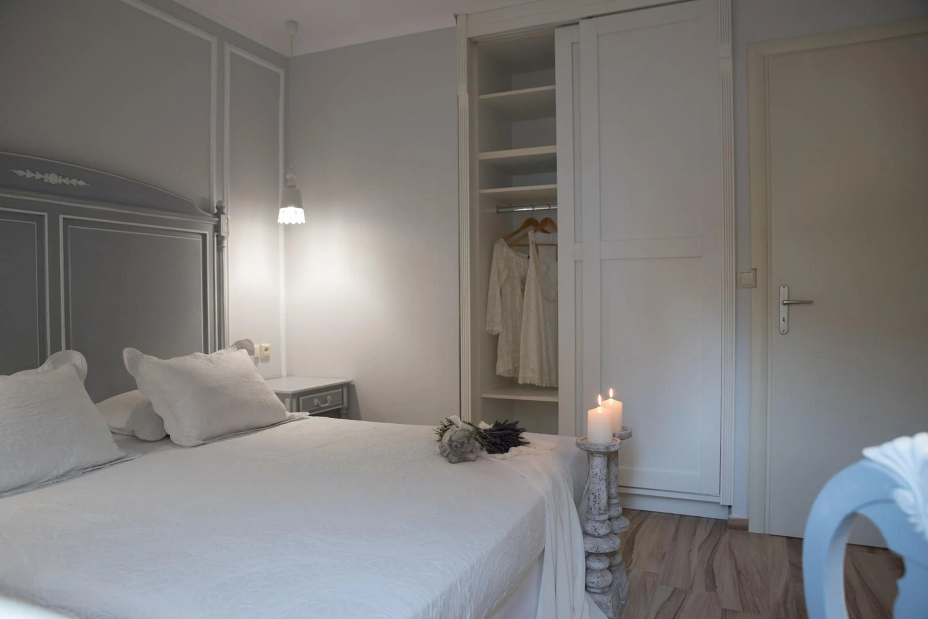 Bedroom, Bed in Stelios Gardens