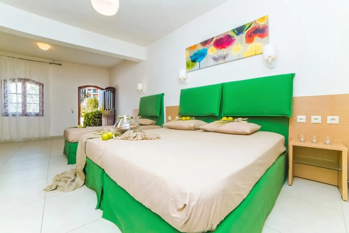 Other, Bed in Stelios Gardens