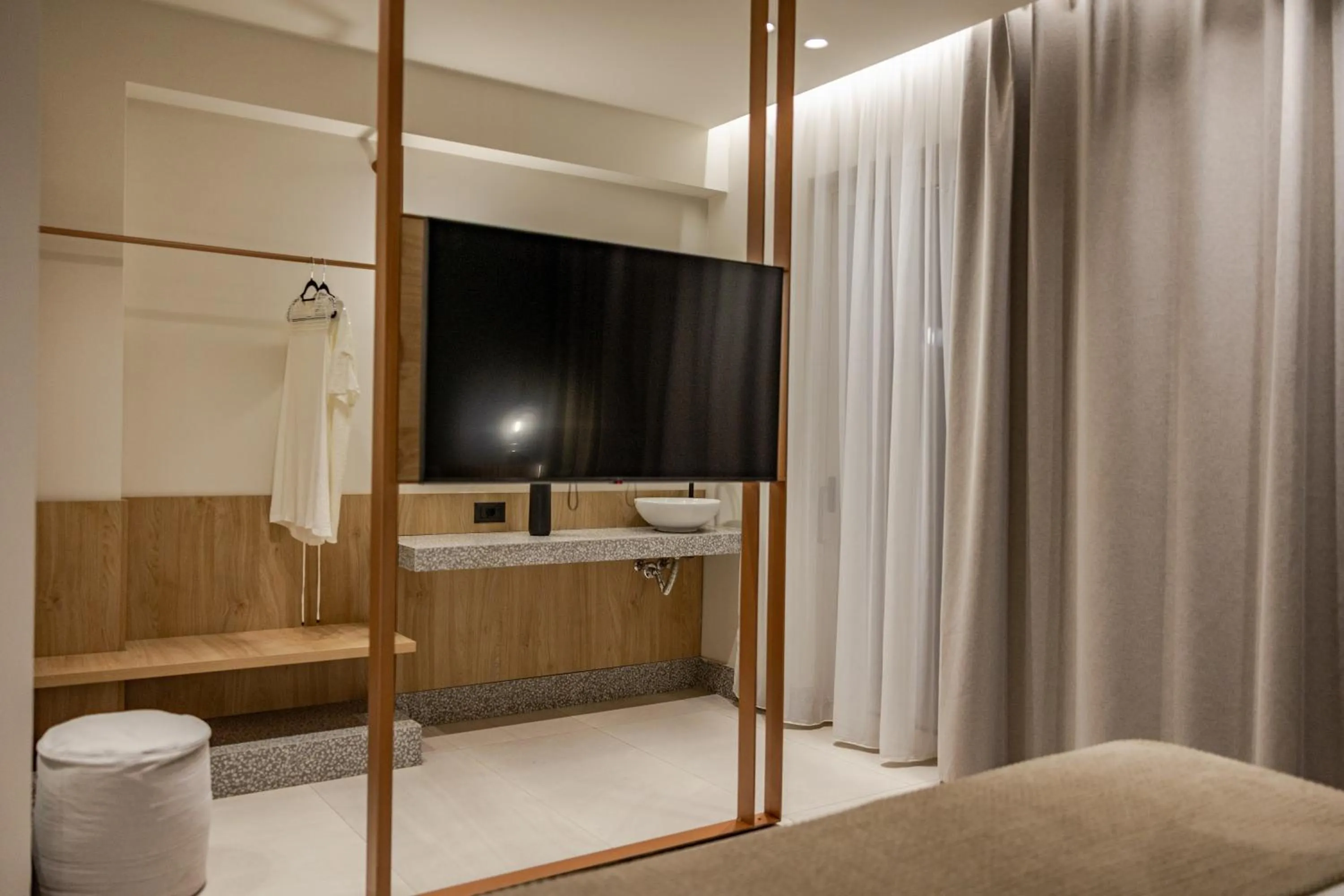 Bed in Stelios Gardens