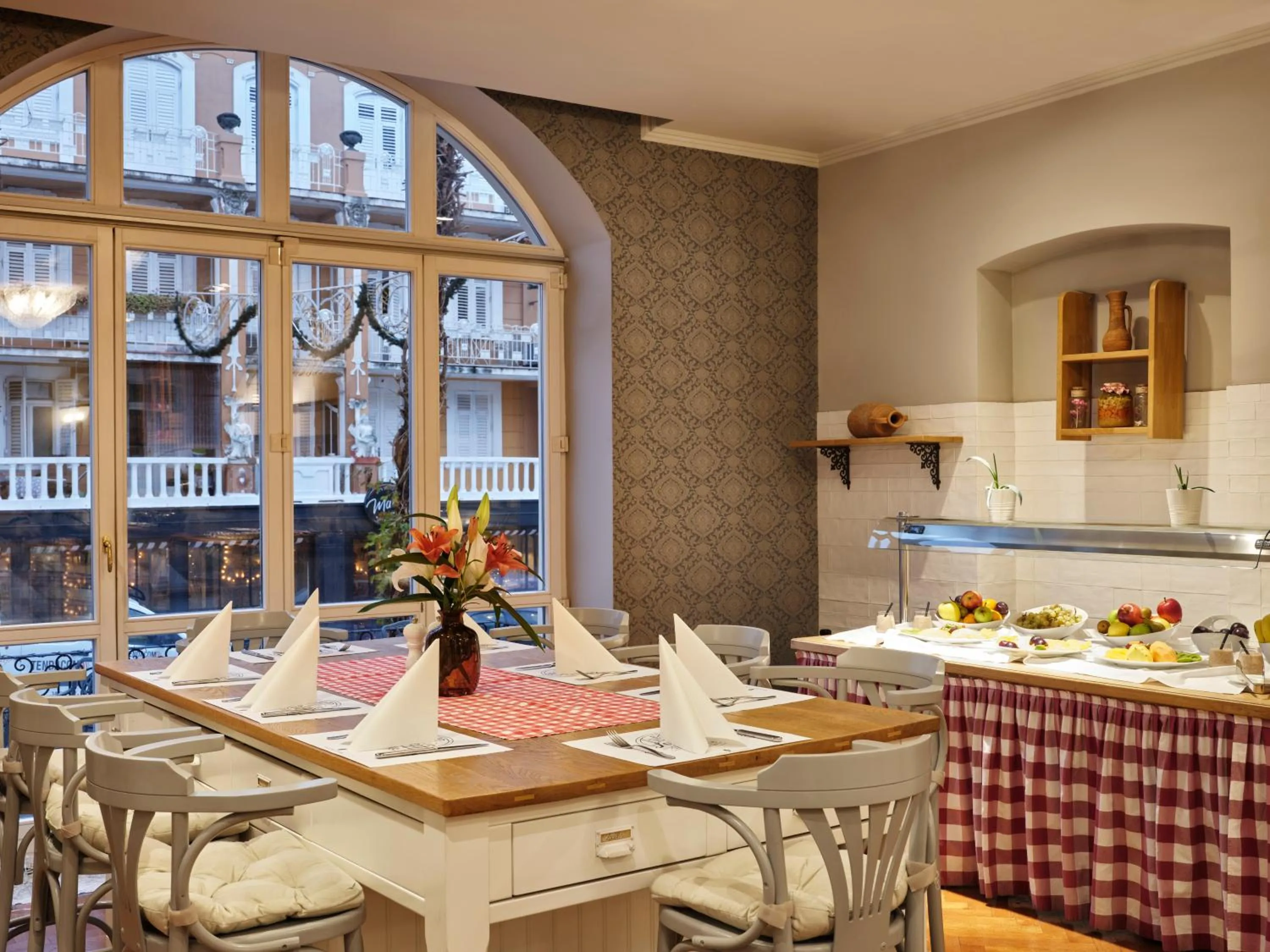 Restaurant/places to eat in Amadria Park Hotel Agava