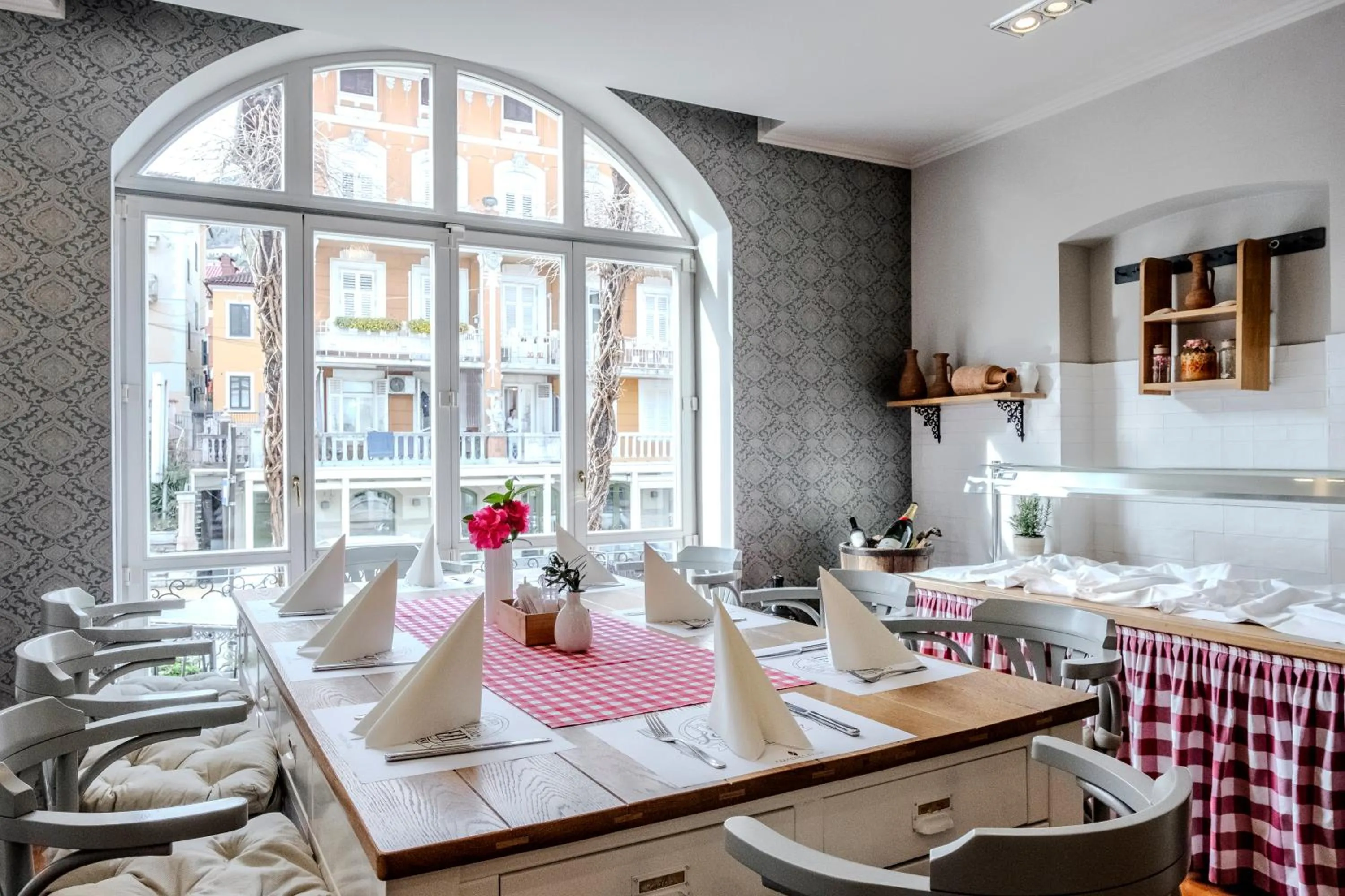 Restaurant/places to eat in Amadria Park Hotel Agava