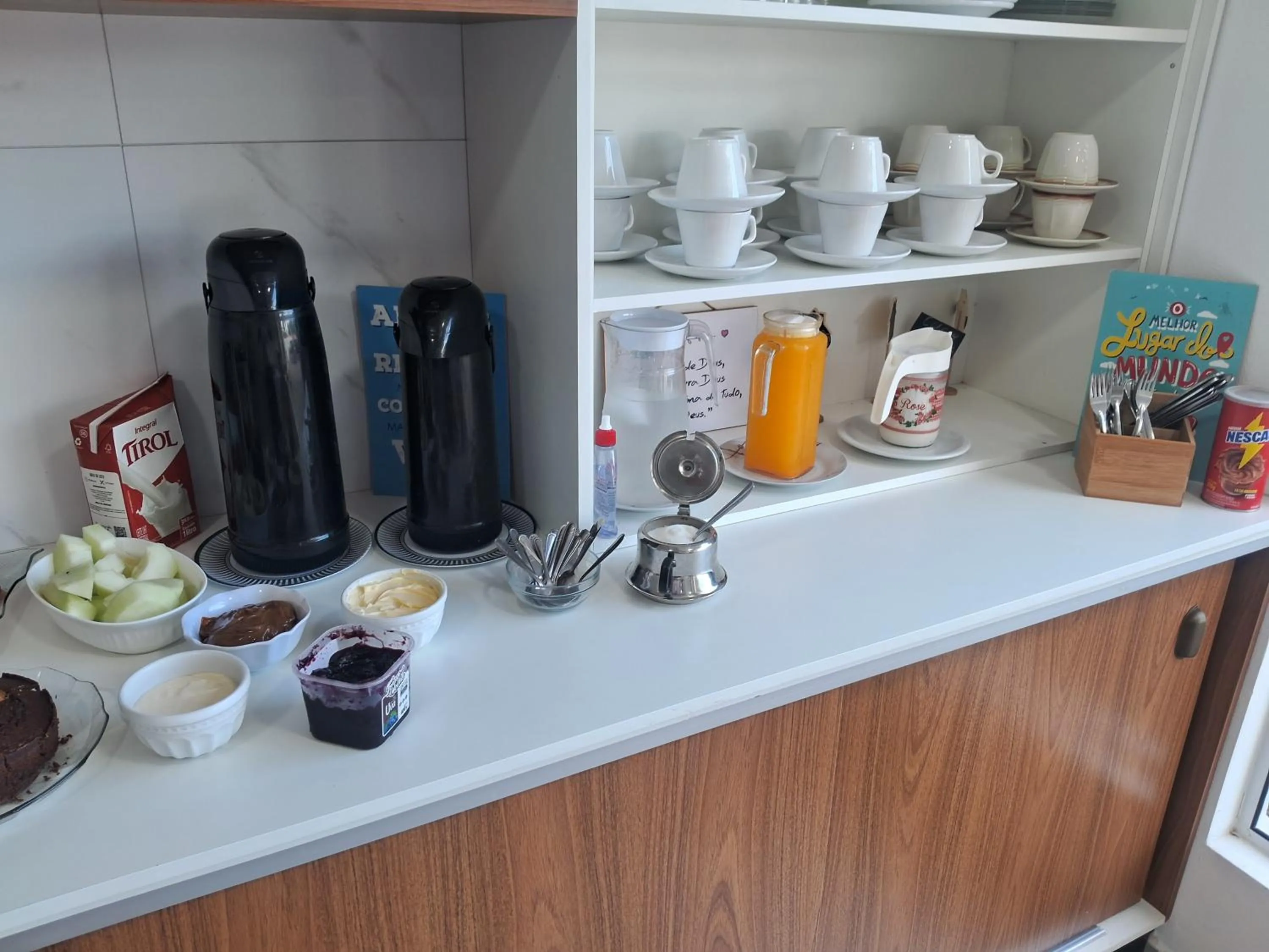 Food and drinks in Pousada casa da amizade