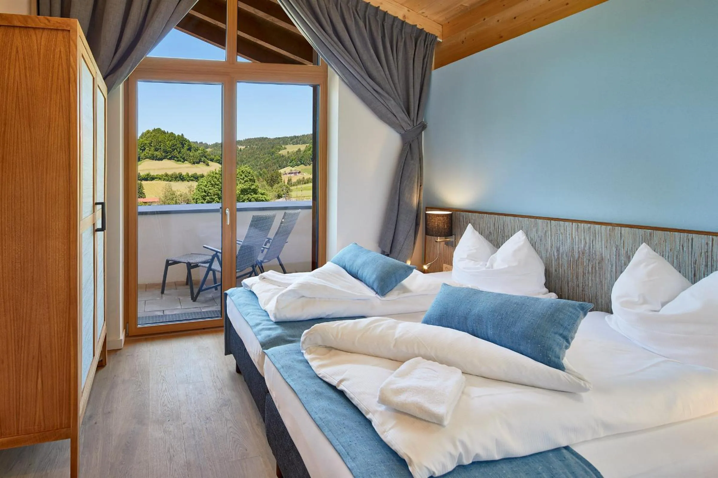 Day, Bed in Residenz Drachenstein Wildschönau