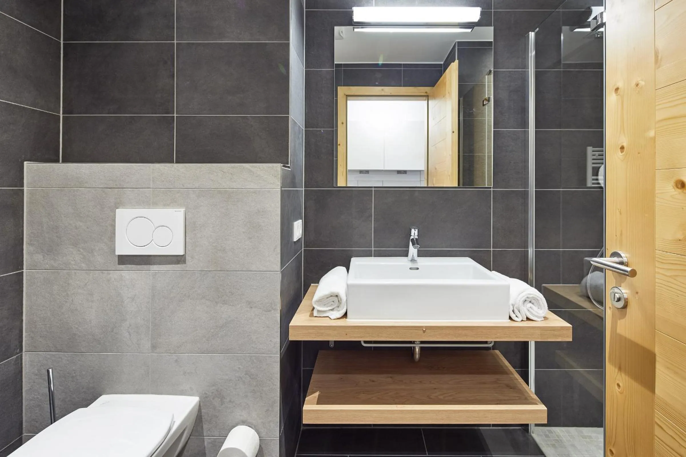 Toilet in Residenz Drachenstein Wildschönau