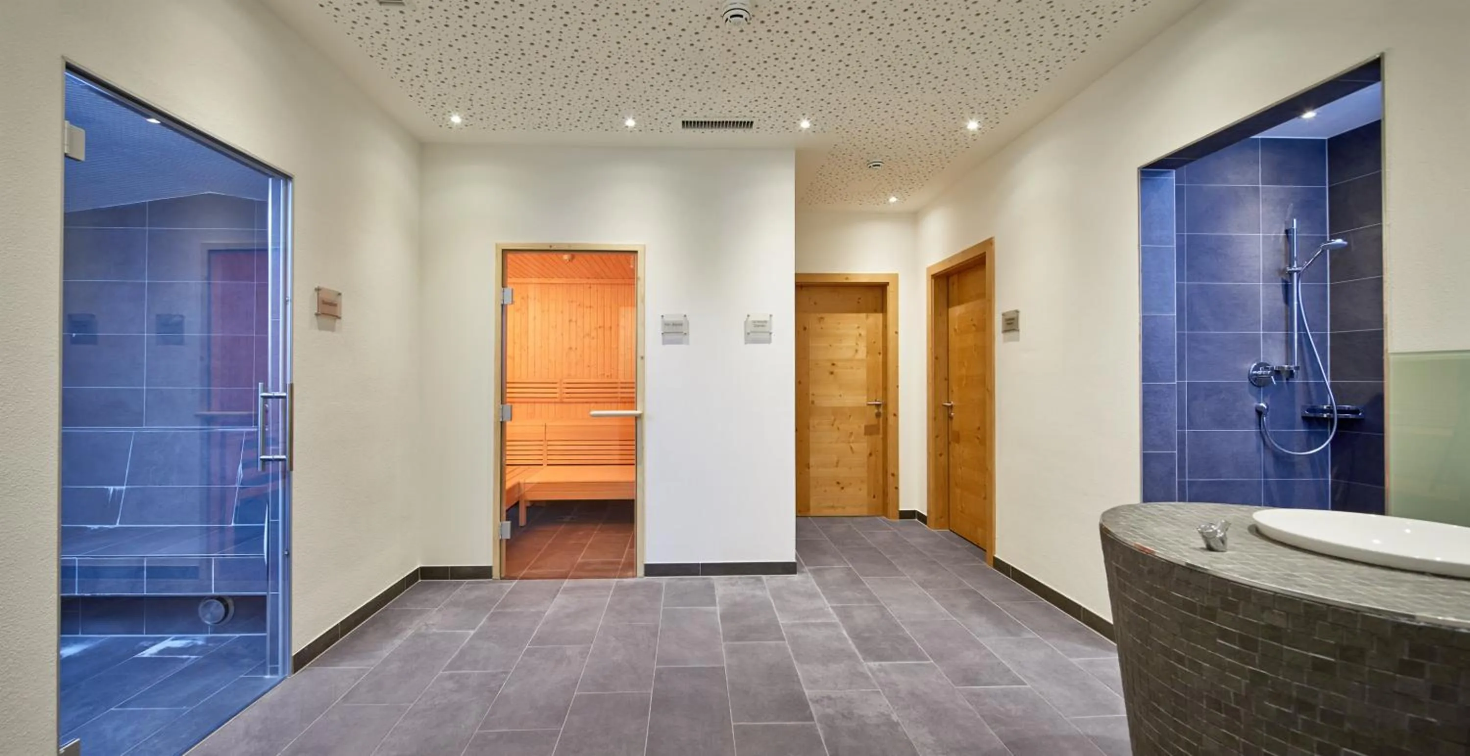 Shower in Residenz Drachenstein Wildschönau