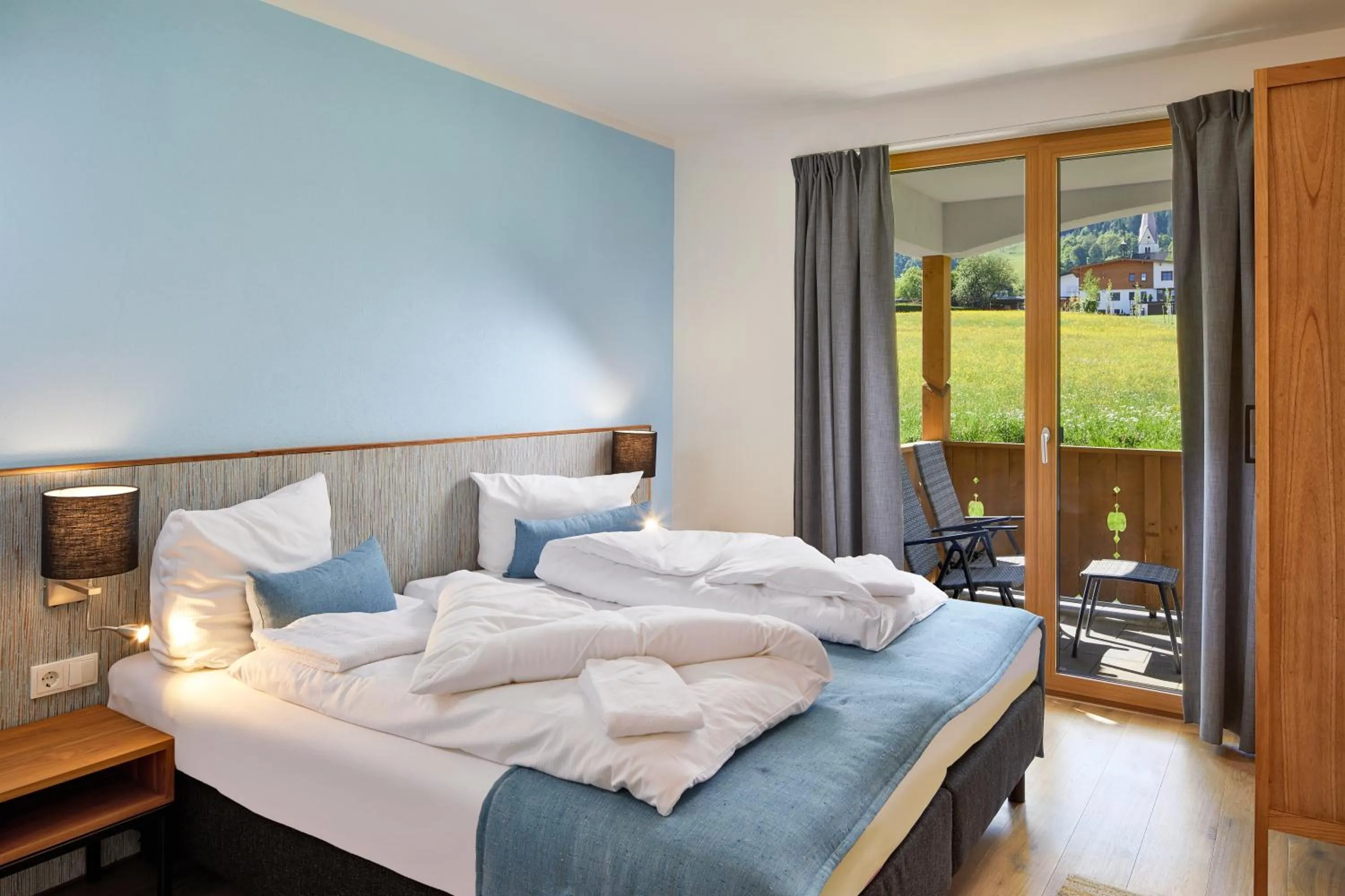 Day, Bed in Residenz Drachenstein Wildschönau