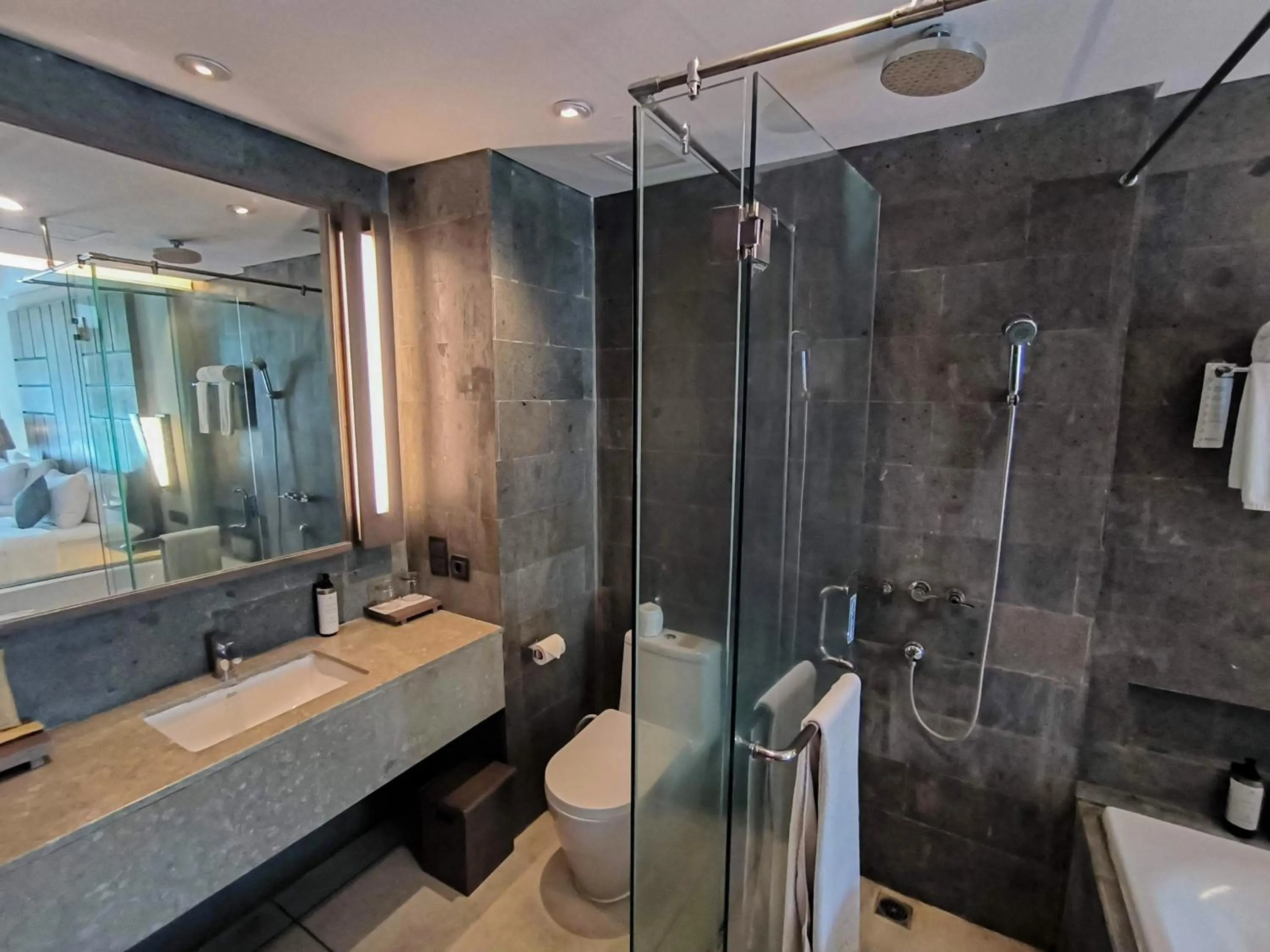 Bathroom in Wyndham Tamansari Jivva Resort Bali