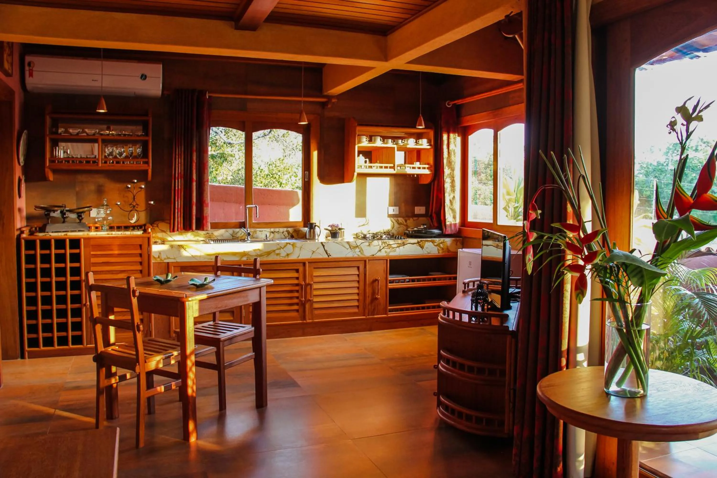 Kitchen or kitchenette in Sagui Boutique Hotel