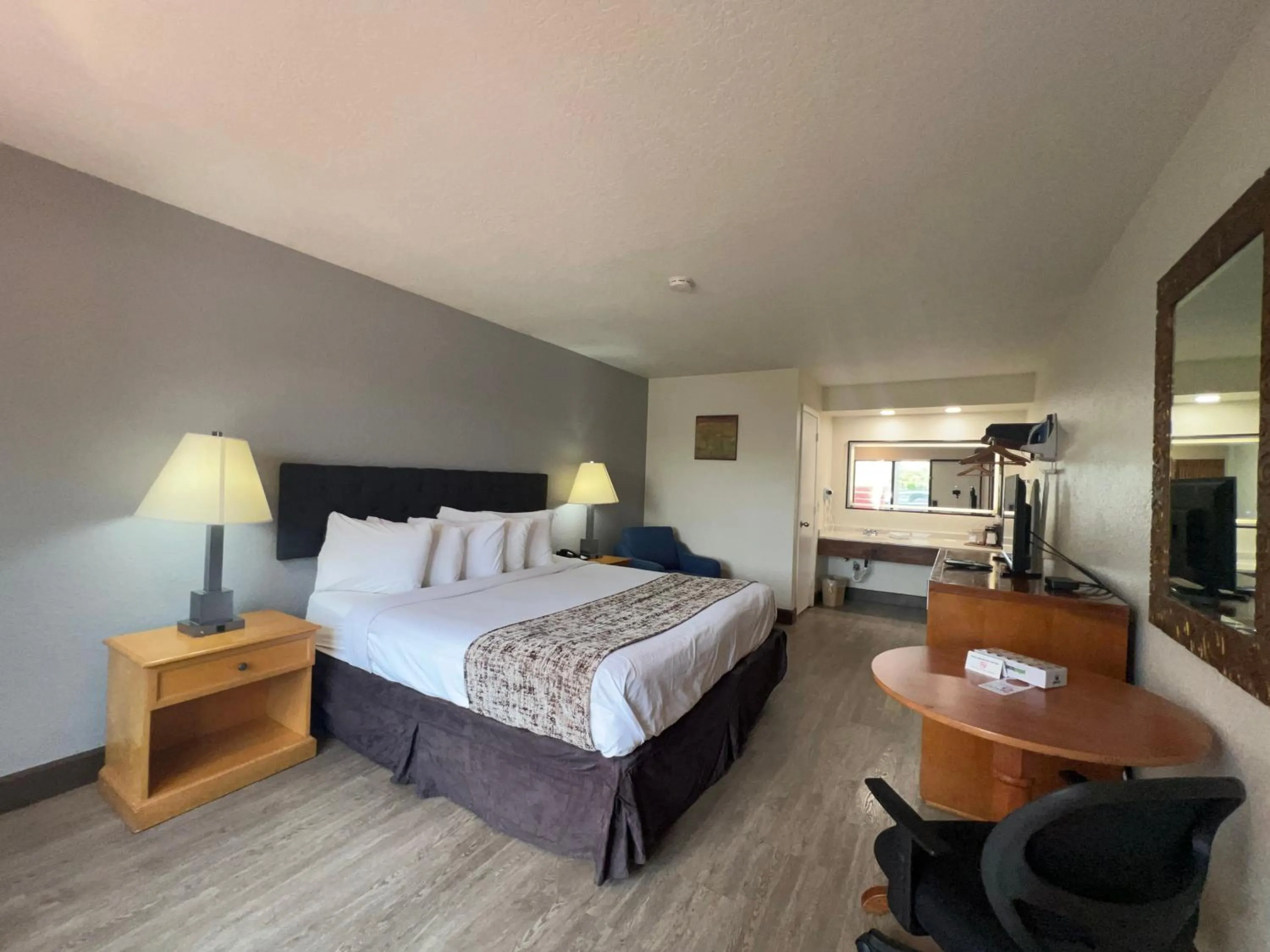 Bedroom, Bed in Garden Inn Homestead/Everglades/Gateway to Keys