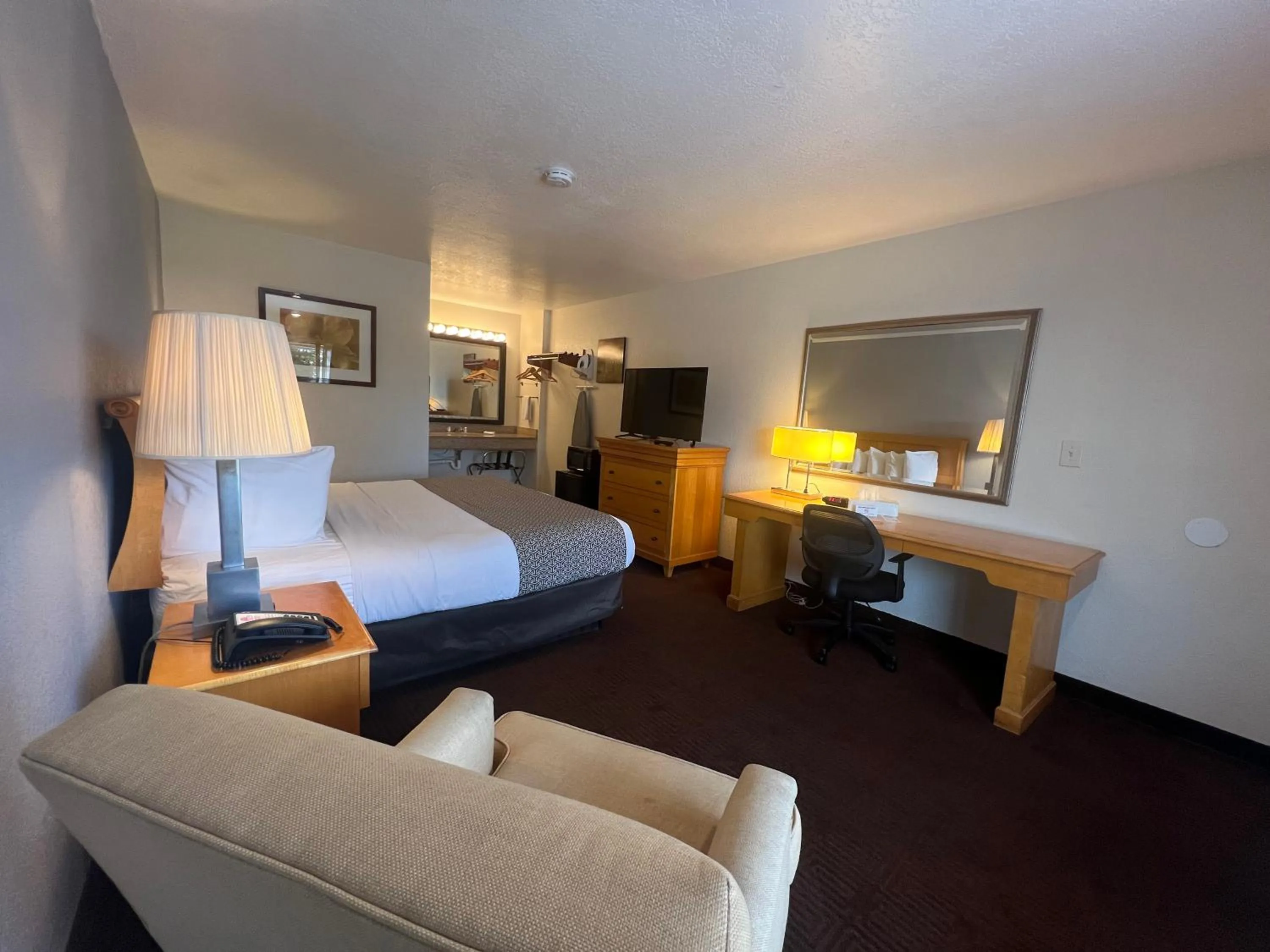 Bedroom, Bed in Garden Inn Homestead/Everglades/Gateway to Keys