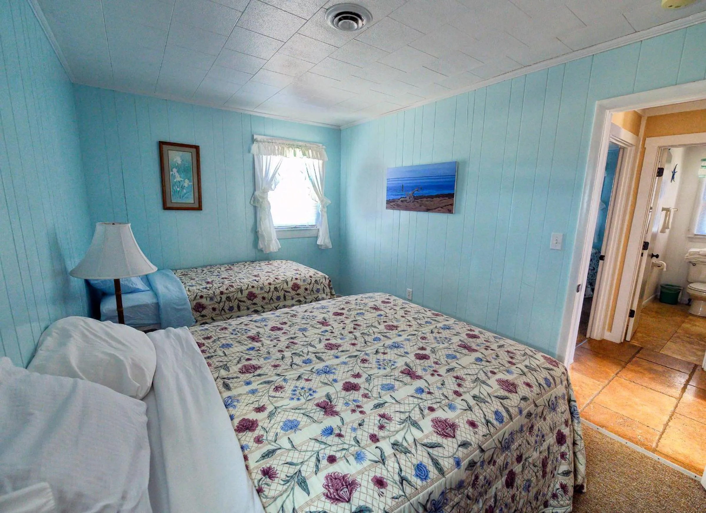 Bed in Outer Banks Motel