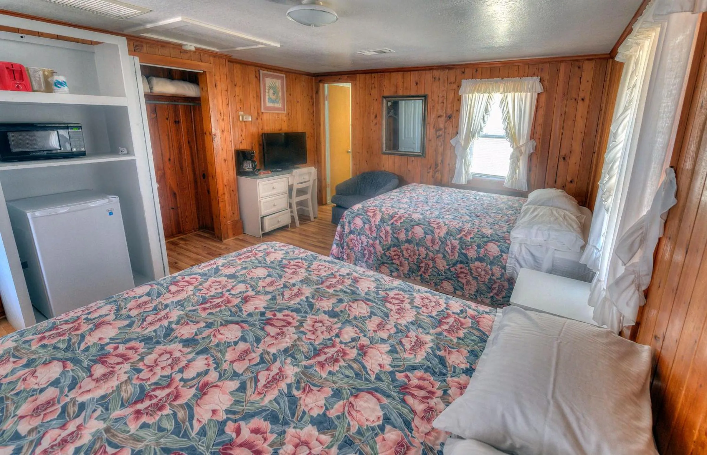 Bed in Outer Banks Motel