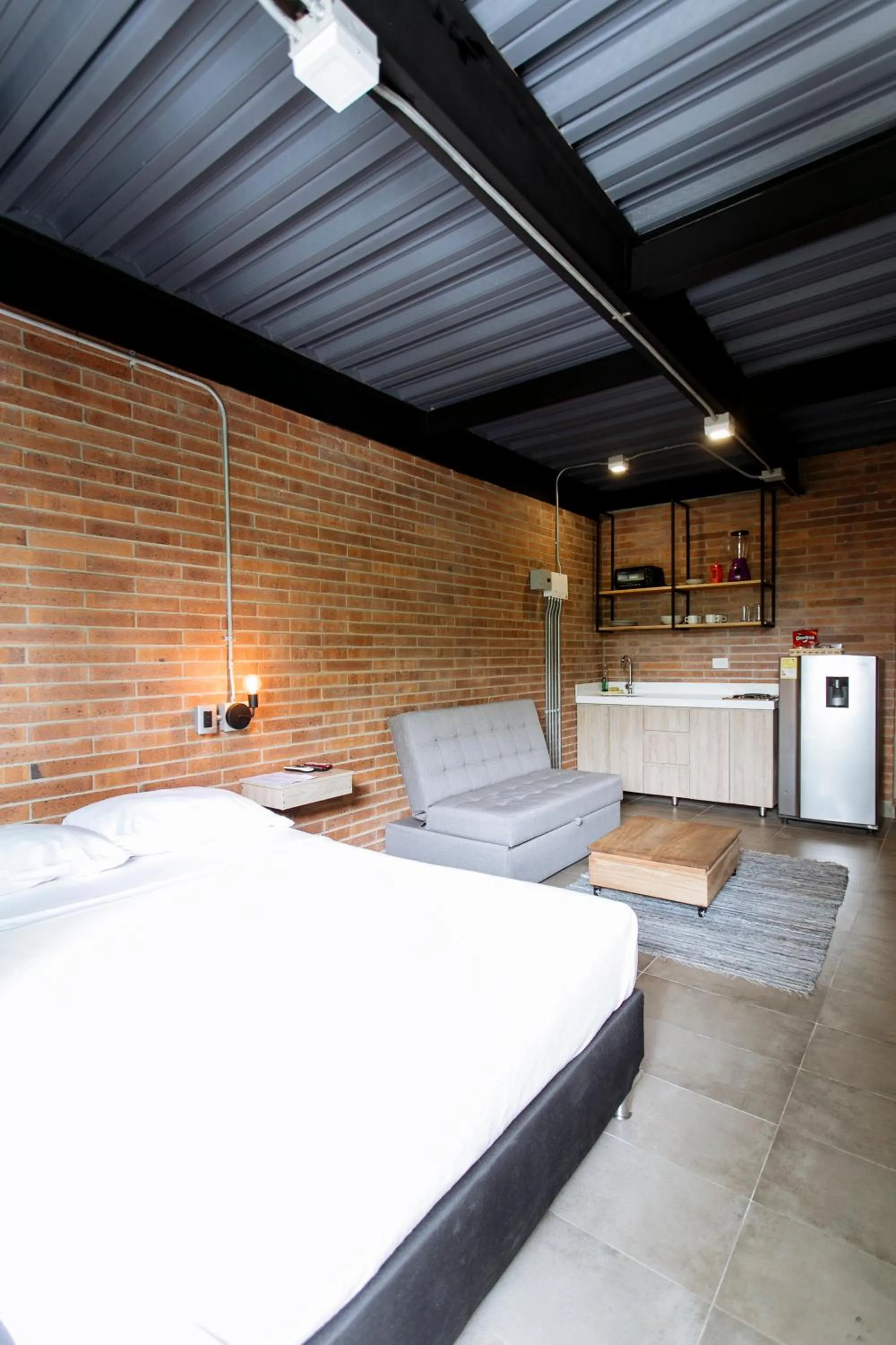 Photo of the whole room, Bed in Soy Local Provenza