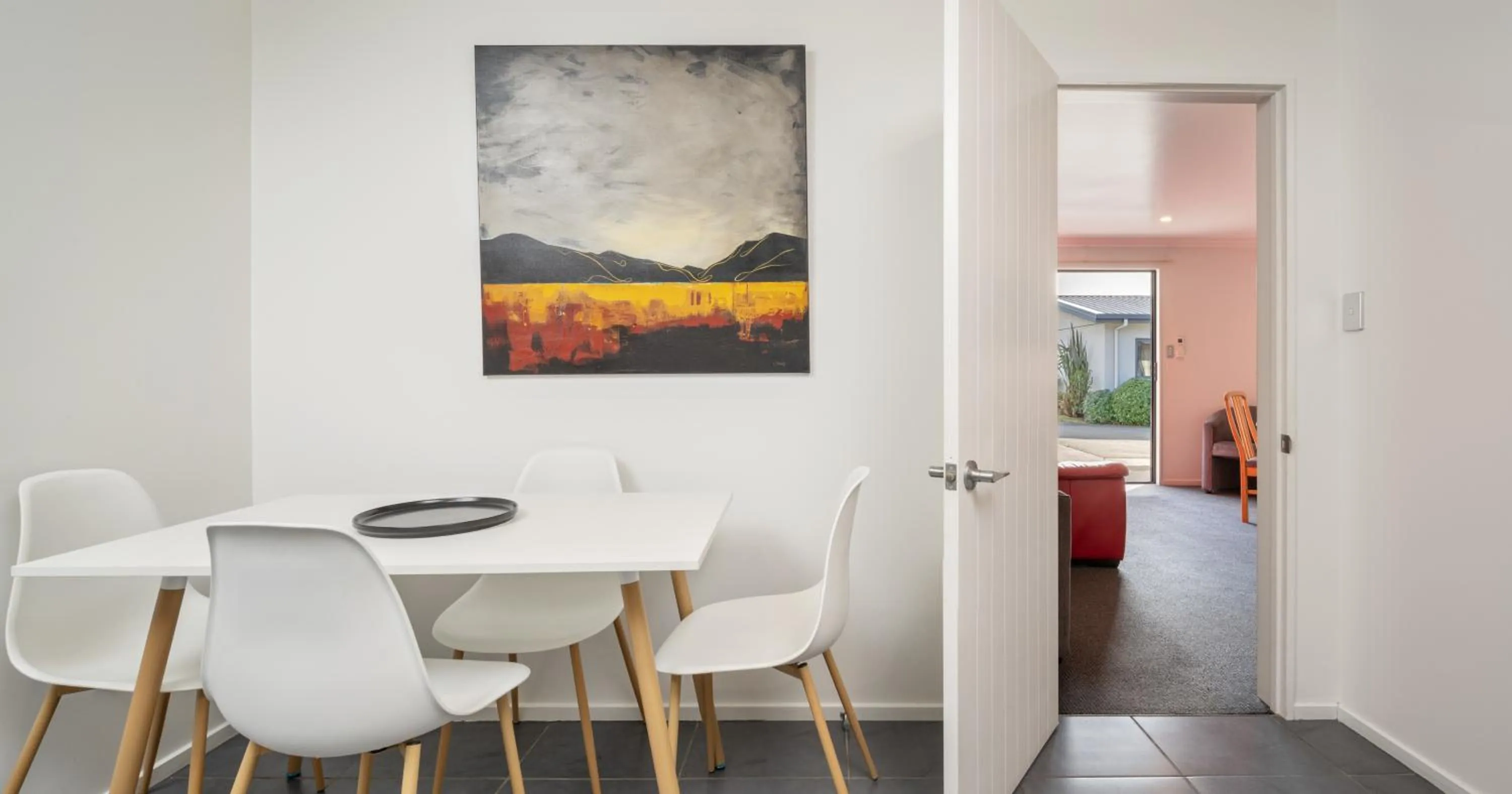 Dining area in Grove Park Motor Lodge