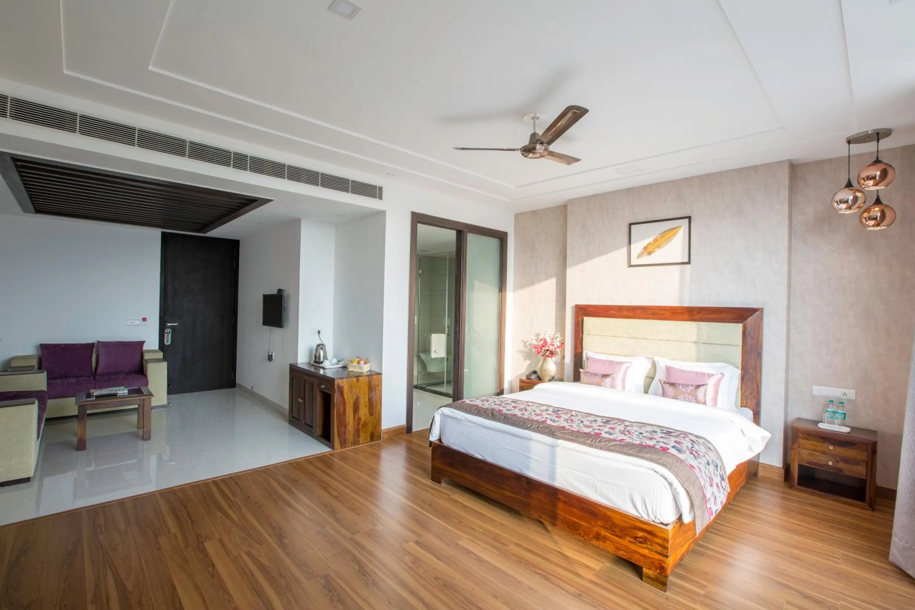 Shower, Bed in Brahma Horizon Hotel & Spa - Pushkar